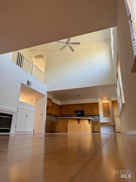 Detail Gallery Image 3 of 6 For 2971 Carlingford Ln, Vallejo,  CA 94591 - 4 Beds | 3 Baths