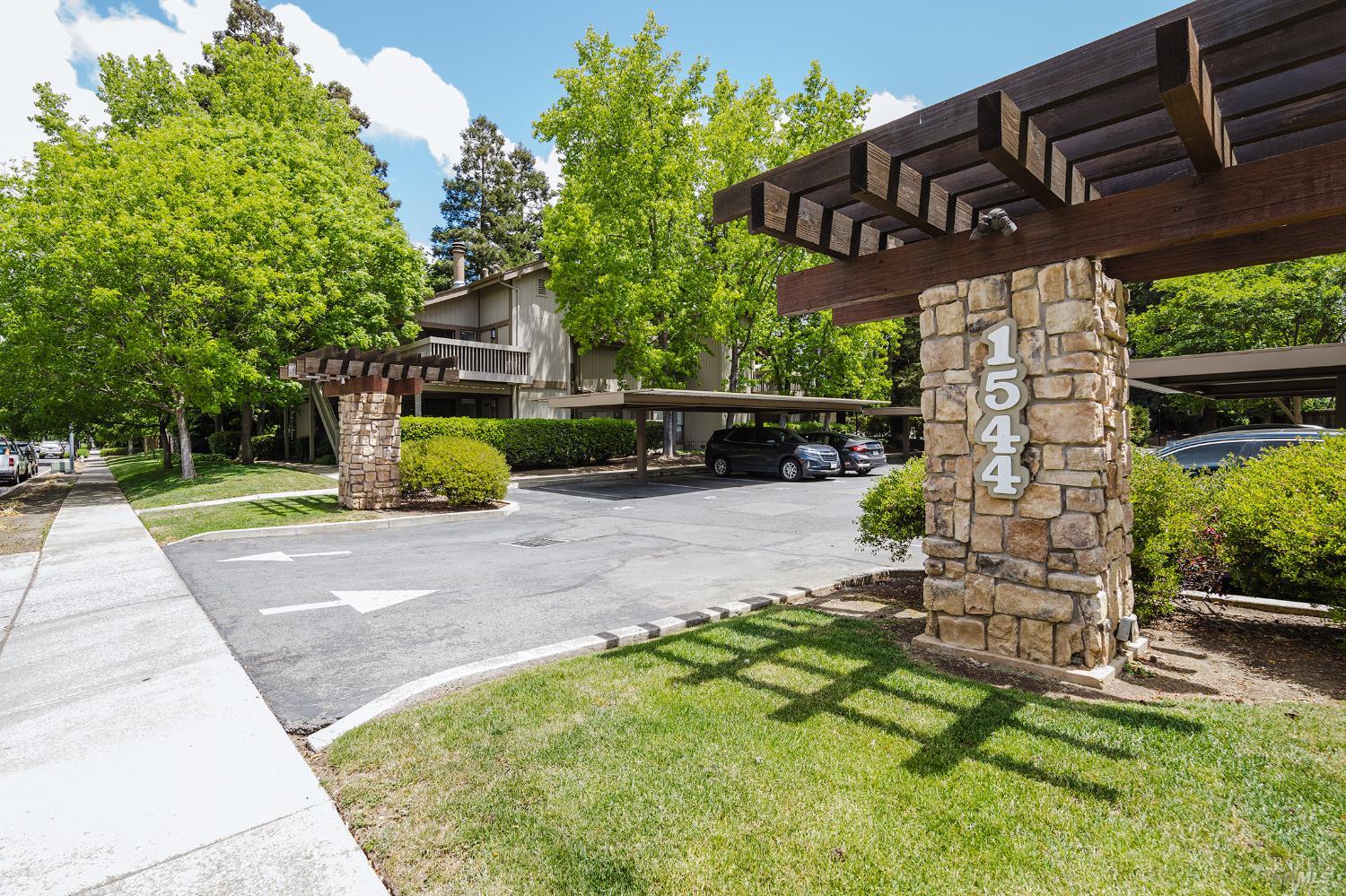 Detail Gallery Image 1 of 1 For 1544 Bailey Rd #9,  Concord,  CA 94521 - 2 Beds | 2 Baths