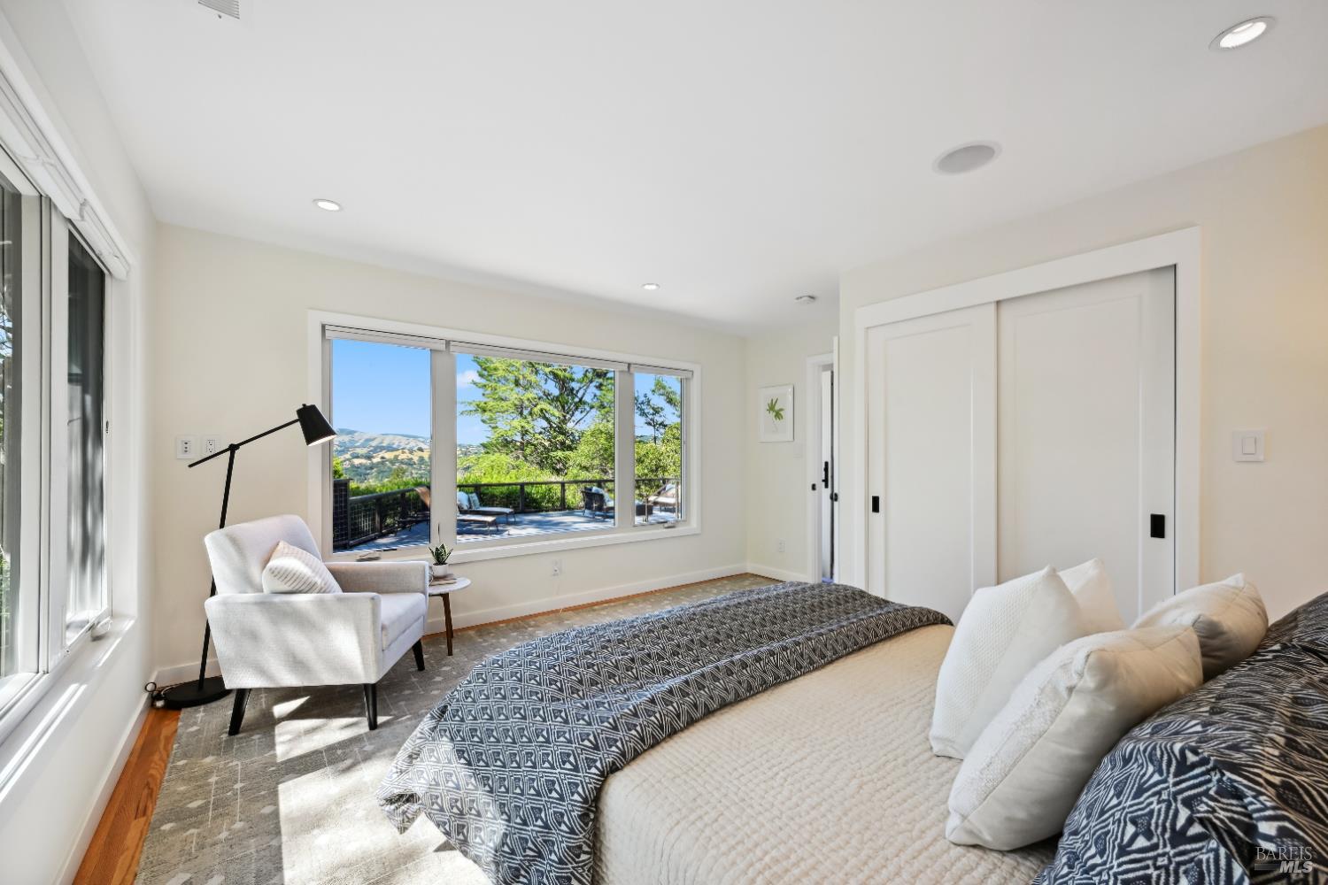 Detail Gallery Image 9 of 53 For 510 Redwood Rd, San Anselmo,  CA 94960 - 3 Beds | 1/1 Baths