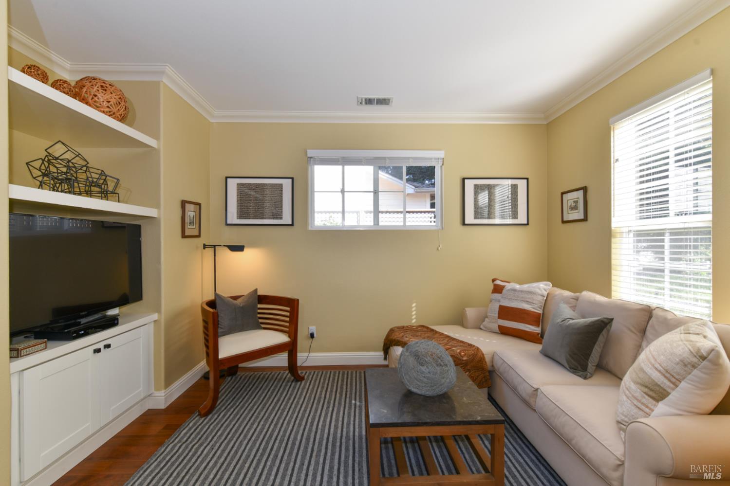 Detail Gallery Image 15 of 73 For 1571 Voorhees Cir, Saint Helena,  CA 94574 - 3 Beds | 2/1 Baths