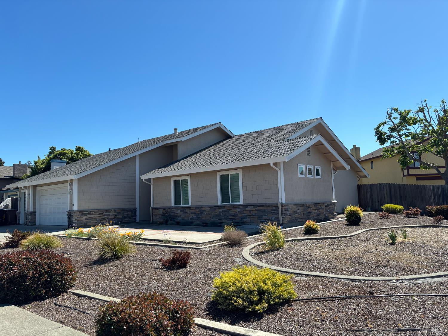 Detail Gallery Image 1 of 1 For 849 Clifton Ct, Benicia,  CA 94510 - 3 Beds | 2 Baths