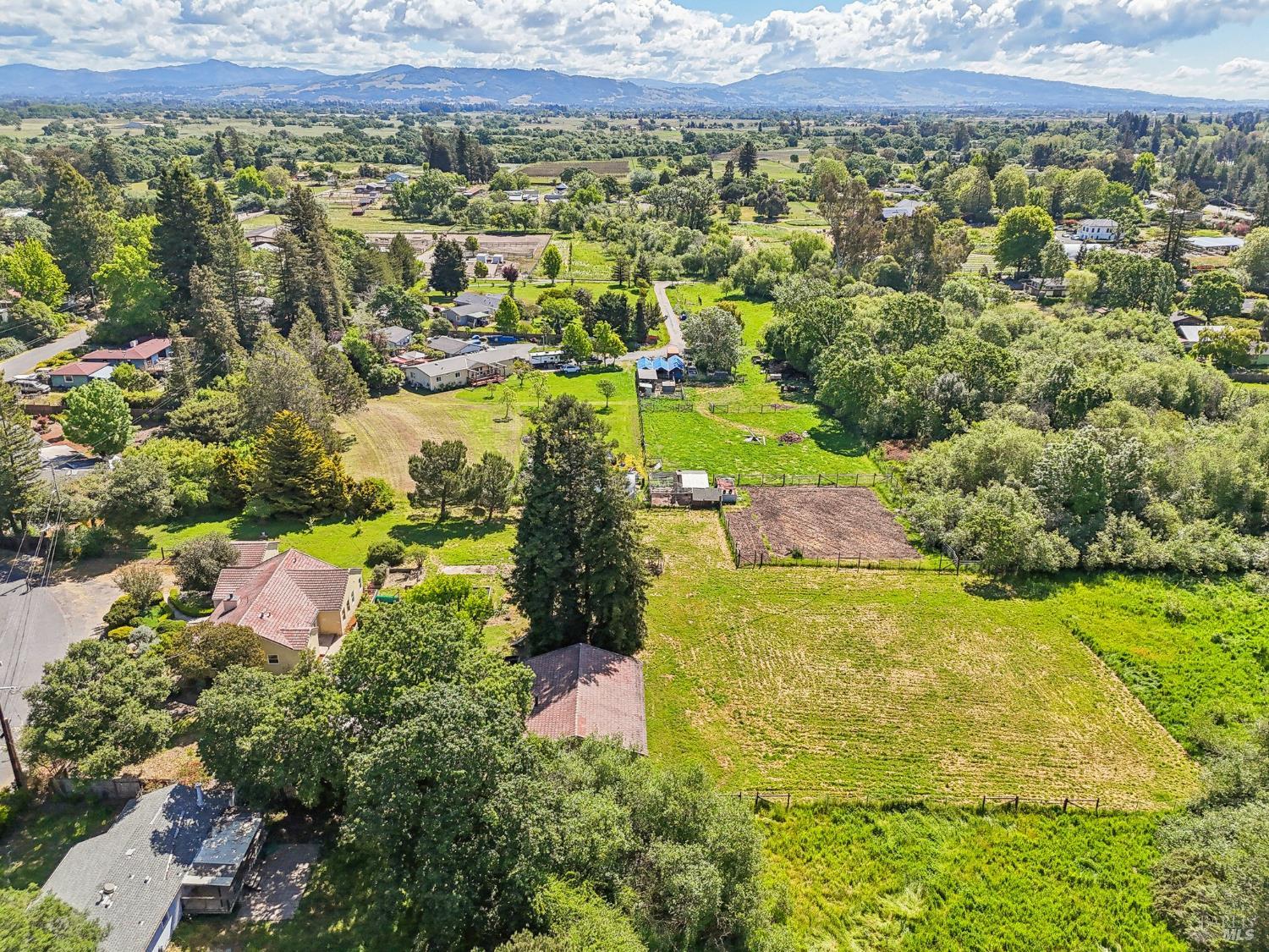 Detail Gallery Image 46 of 50 For 6755 Carol Dr, Sebastopol,  CA 95472 - 3 Beds | 2 Baths