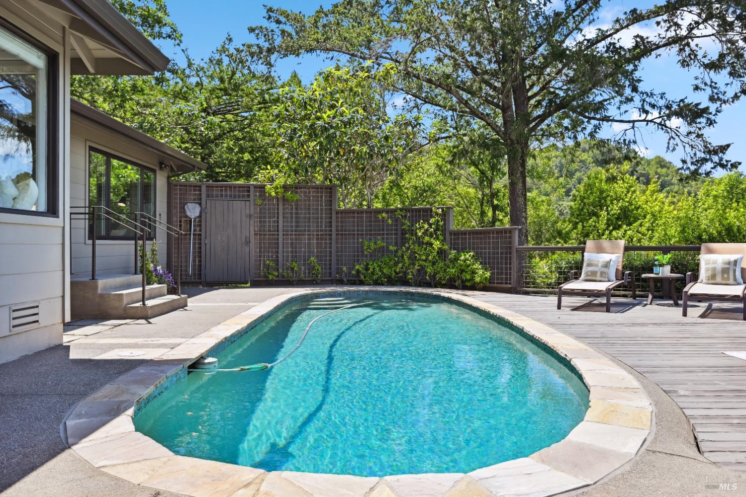 Detail Gallery Image 50 of 53 For 510 Redwood Rd, San Anselmo,  CA 94960 - 3 Beds | 1/1 Baths