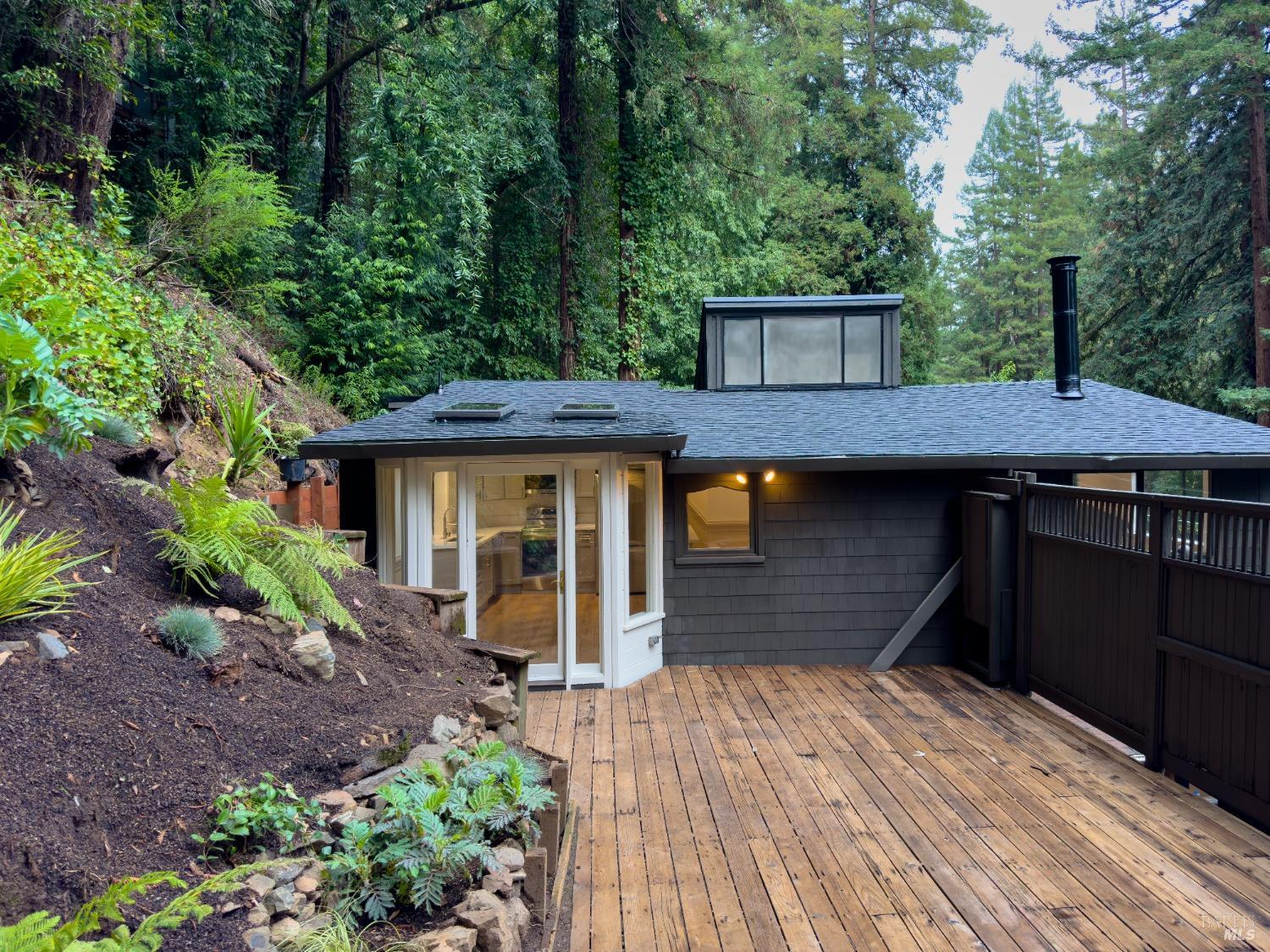 Detail Gallery Image 20 of 35 For 17420 Guernewood Ln, Guerneville,  CA 95446 - – Beds | – Baths