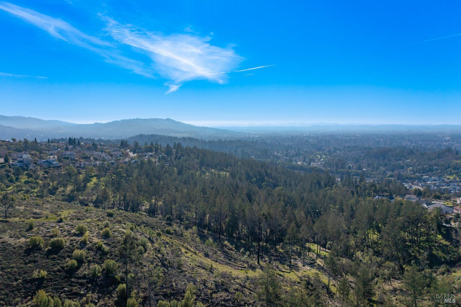 Detail Gallery Image 64 of 74 For 3835 Rocky Point Way, Santa Rosa,  CA 95404 - 4 Beds | 4/1 Baths