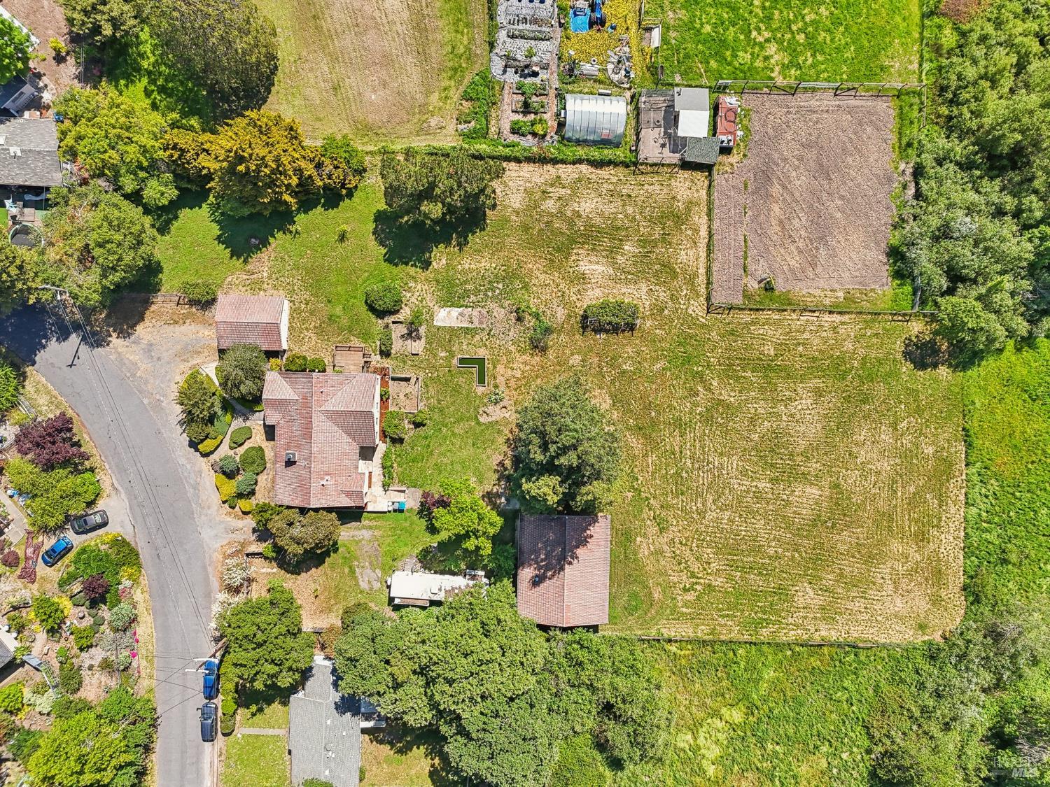 Detail Gallery Image 50 of 50 For 6755 Carol Dr, Sebastopol,  CA 95472 - 3 Beds | 2 Baths