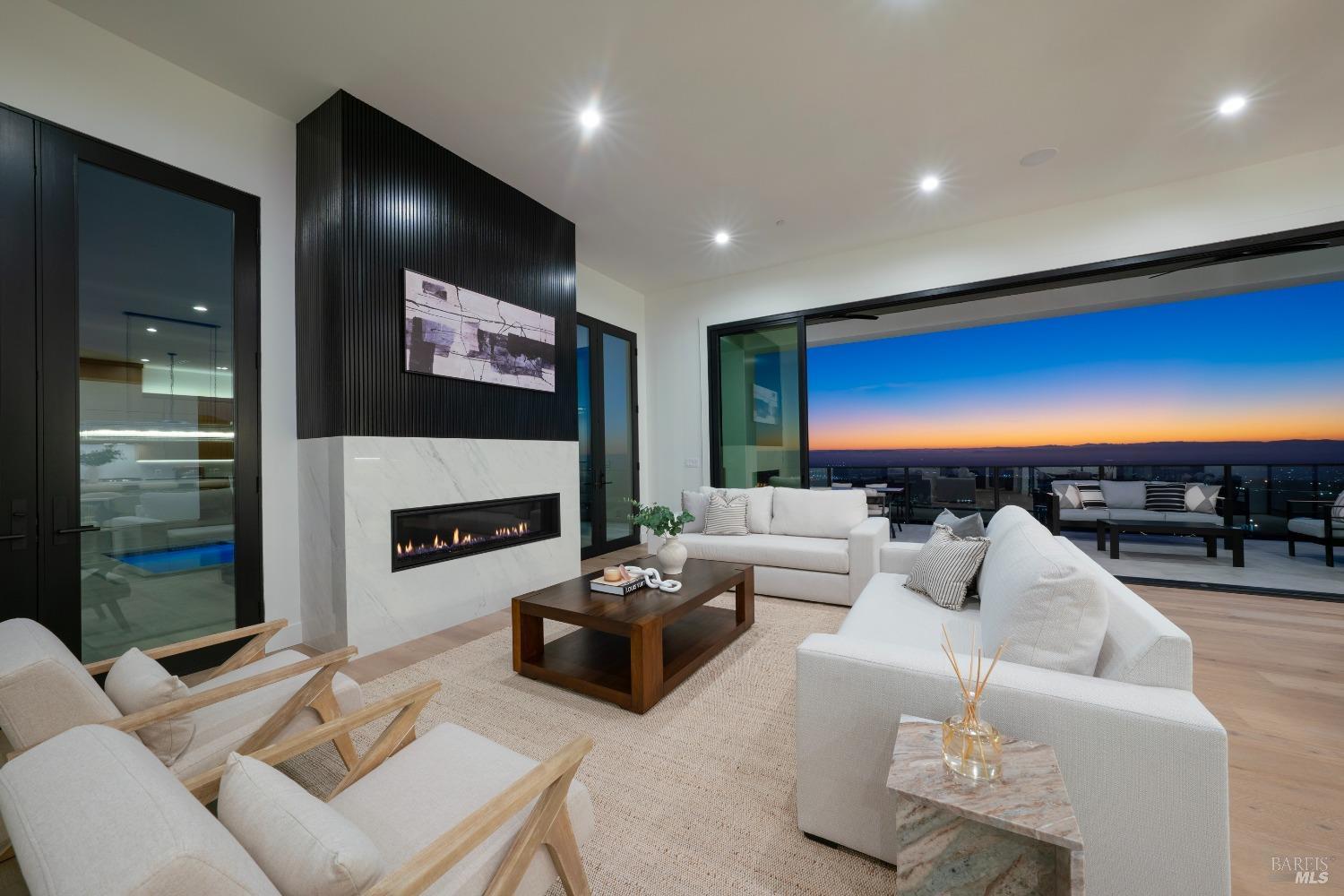Detail Gallery Image 67 of 74 For 3835 Rocky Point Way, Santa Rosa,  CA 95404 - 4 Beds | 4/1 Baths