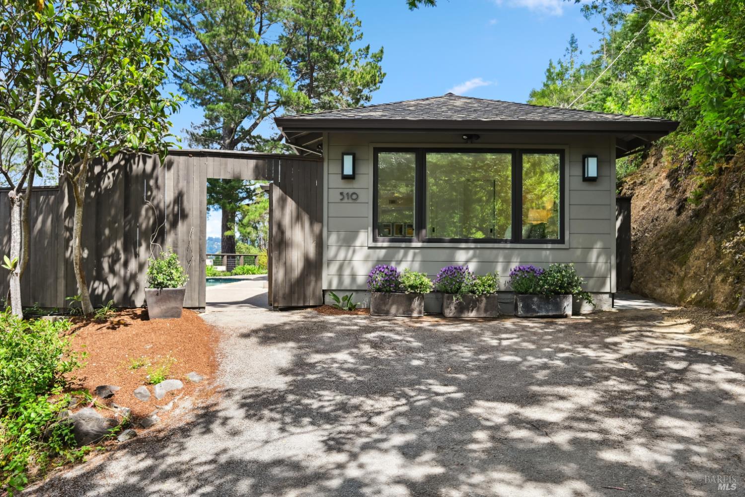 Detail Gallery Image 52 of 53 For 510 Redwood Rd, San Anselmo,  CA 94960 - 3 Beds | 1/1 Baths