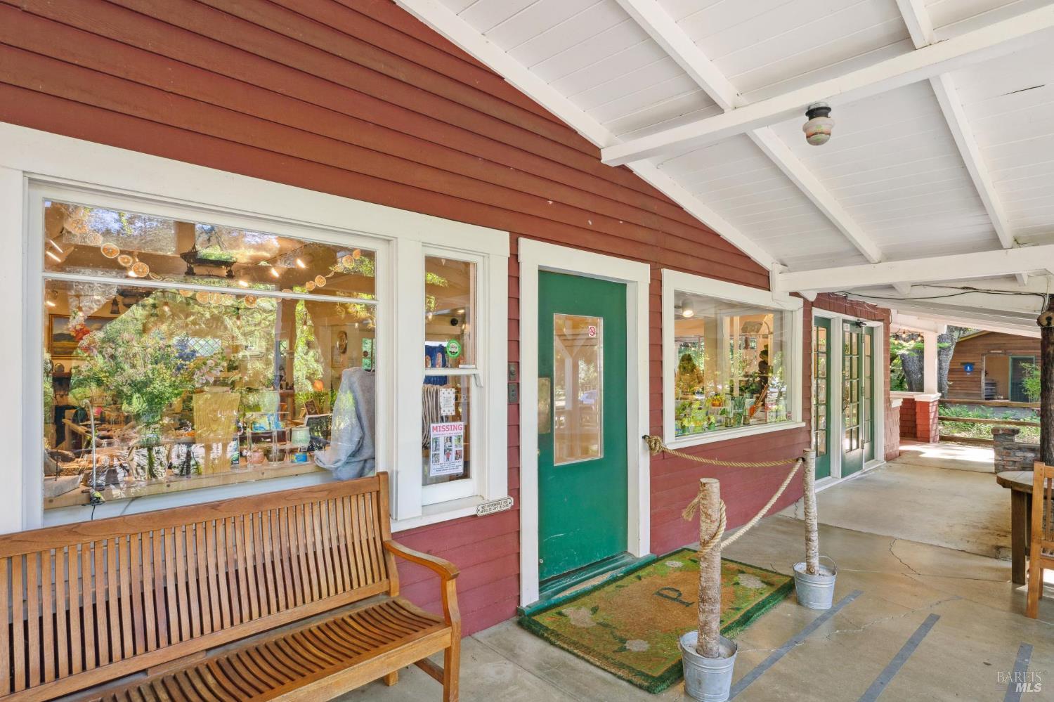 Detail Gallery Image 9 of 72 For 4100 Petrified Forest Rd, Santa Rosa,  CA 94515 - 8 Beds | 6/1 Baths
