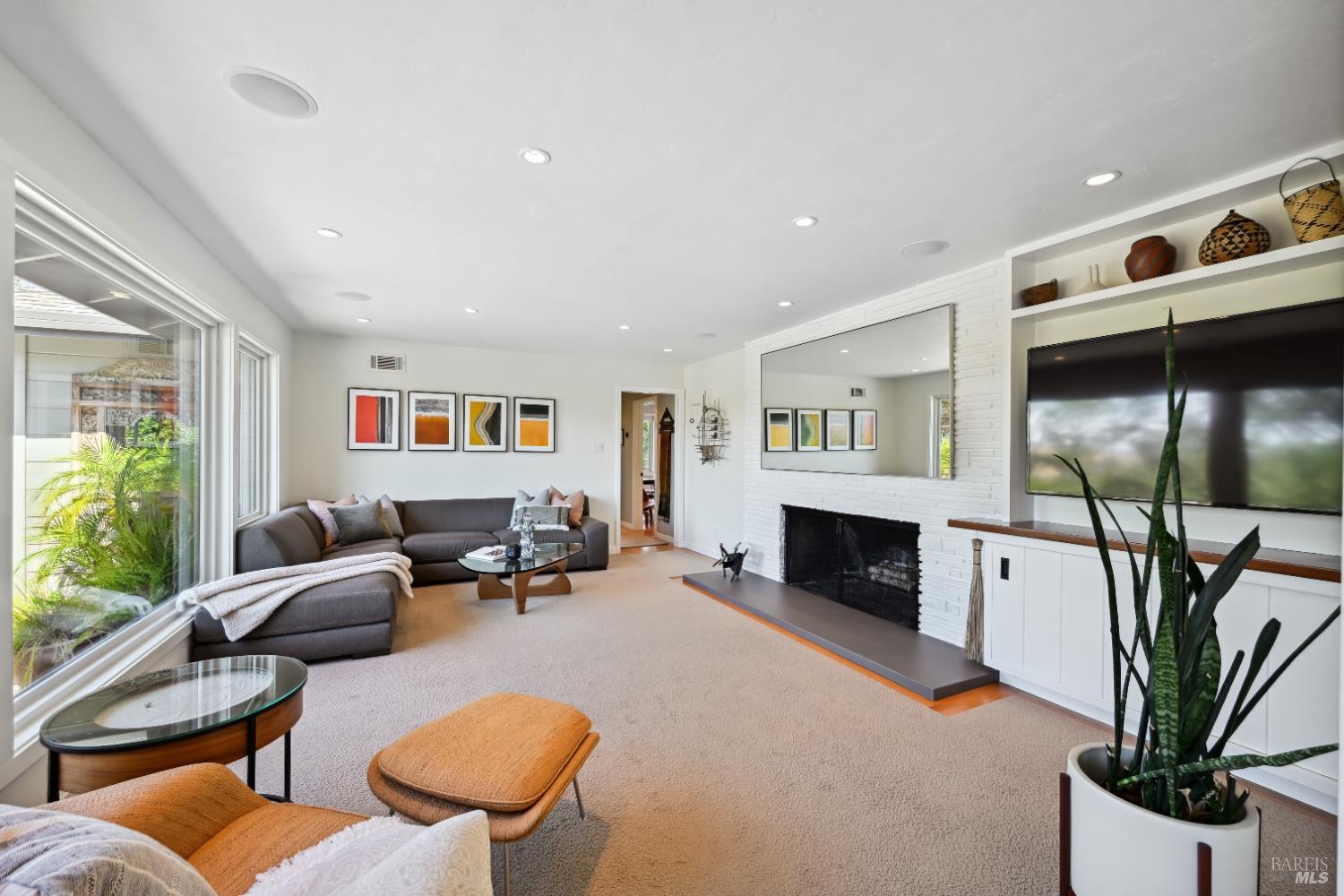 Detail Gallery Image 23 of 53 For 510 Redwood Rd, San Anselmo,  CA 94960 - 3 Beds | 1/1 Baths