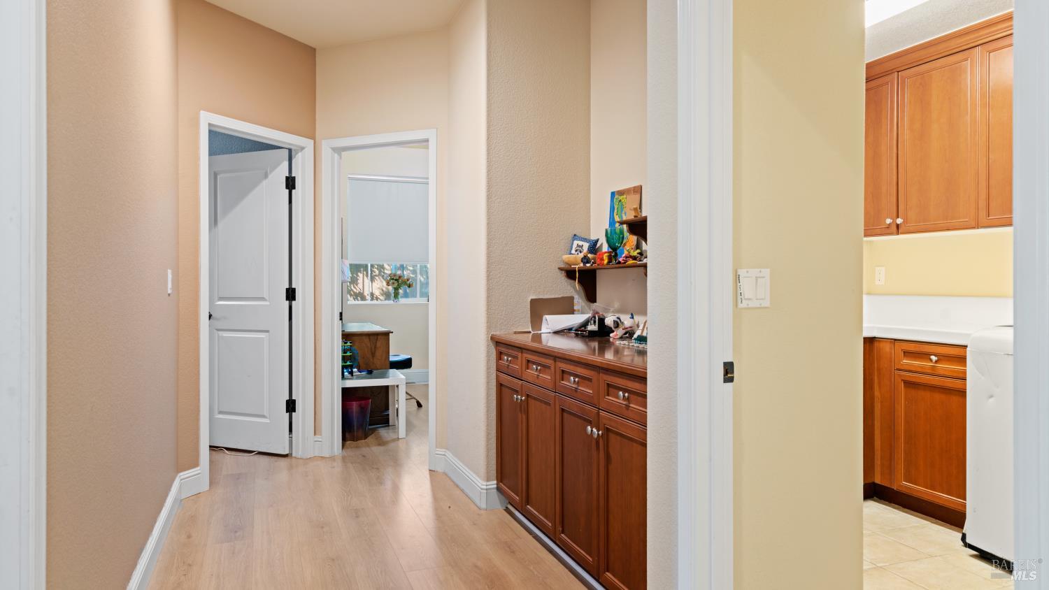 Detail Gallery Image 17 of 50 For 2011 Bellaterra Ct, Santa Rosa,  CA 95404 - 4 Beds | 3 Baths