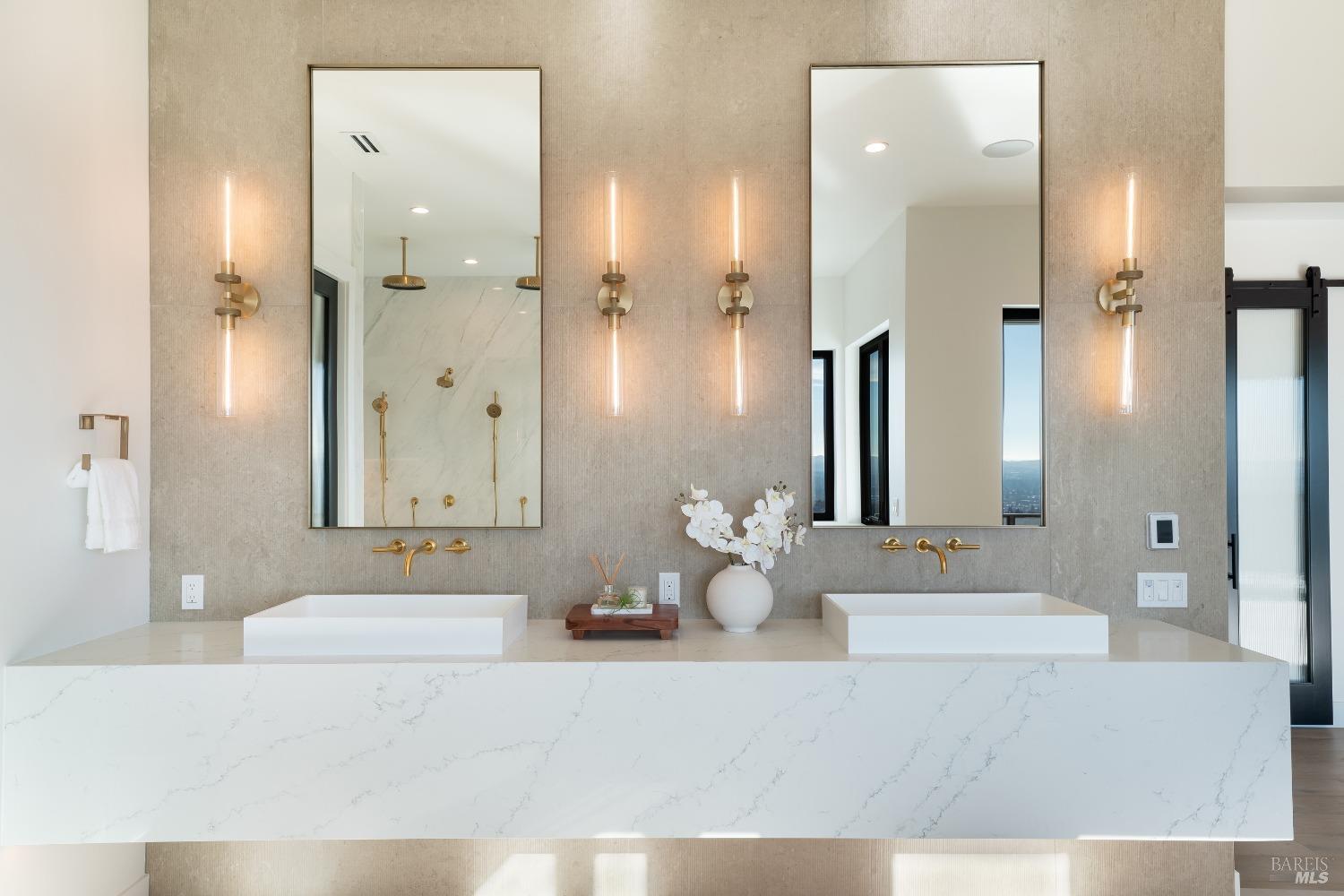 Detail Gallery Image 42 of 74 For 3835 Rocky Point Way, Santa Rosa,  CA 95404 - 4 Beds | 4/1 Baths