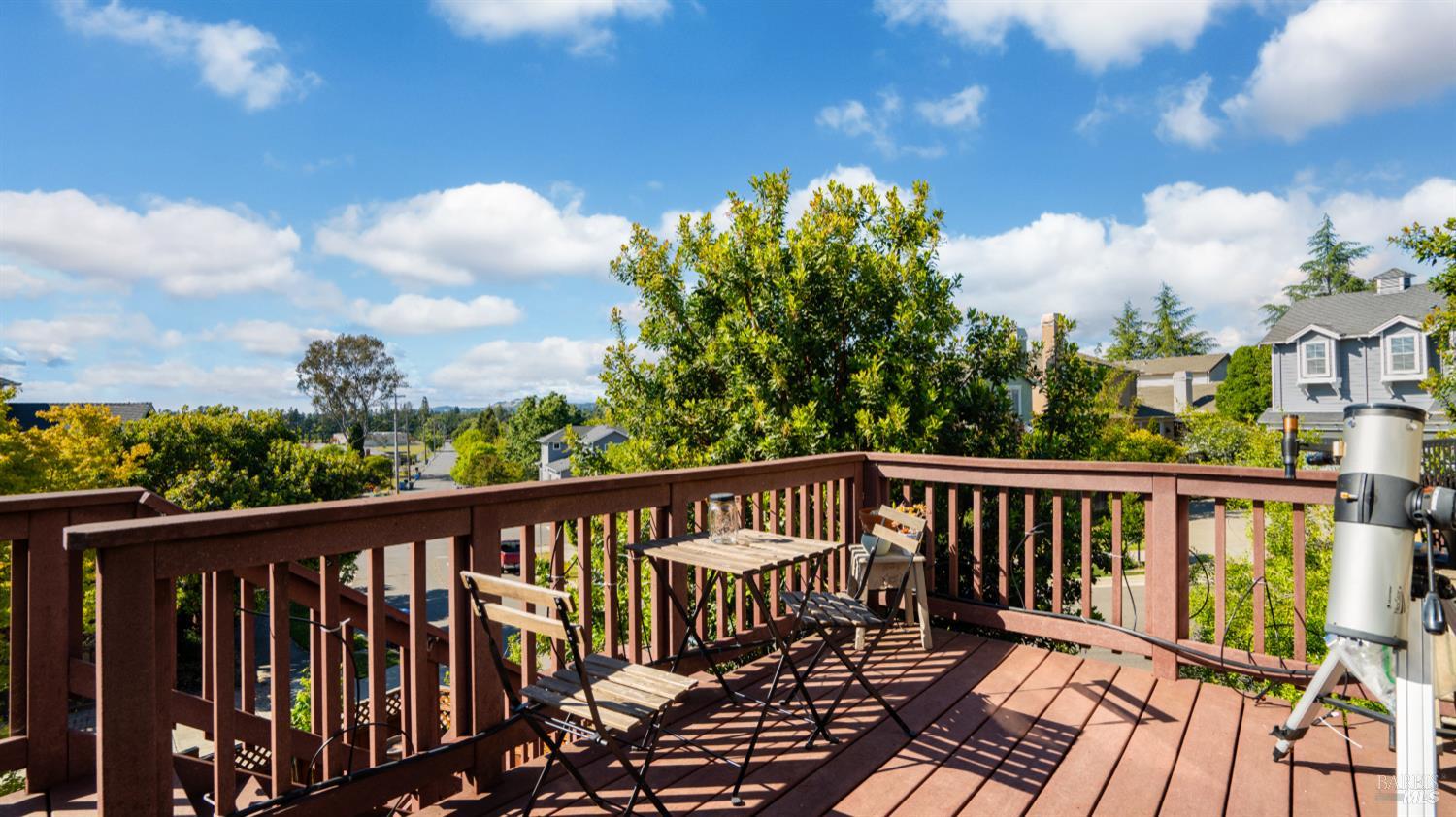 Detail Gallery Image 35 of 50 For 2011 Bellaterra Ct, Santa Rosa,  CA 95404 - 4 Beds | 3 Baths