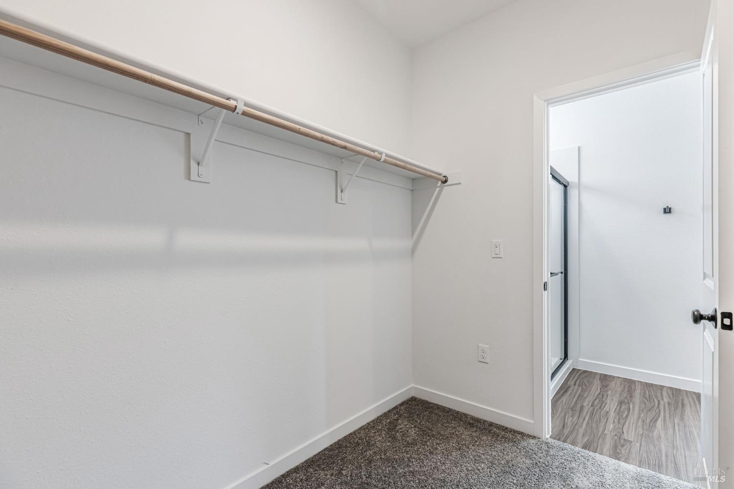 Detail Gallery Image 12 of 13 For 1558 Waterside Ln, Rohnert Park,  CA 94928 - 3 Beds | 2 Baths
