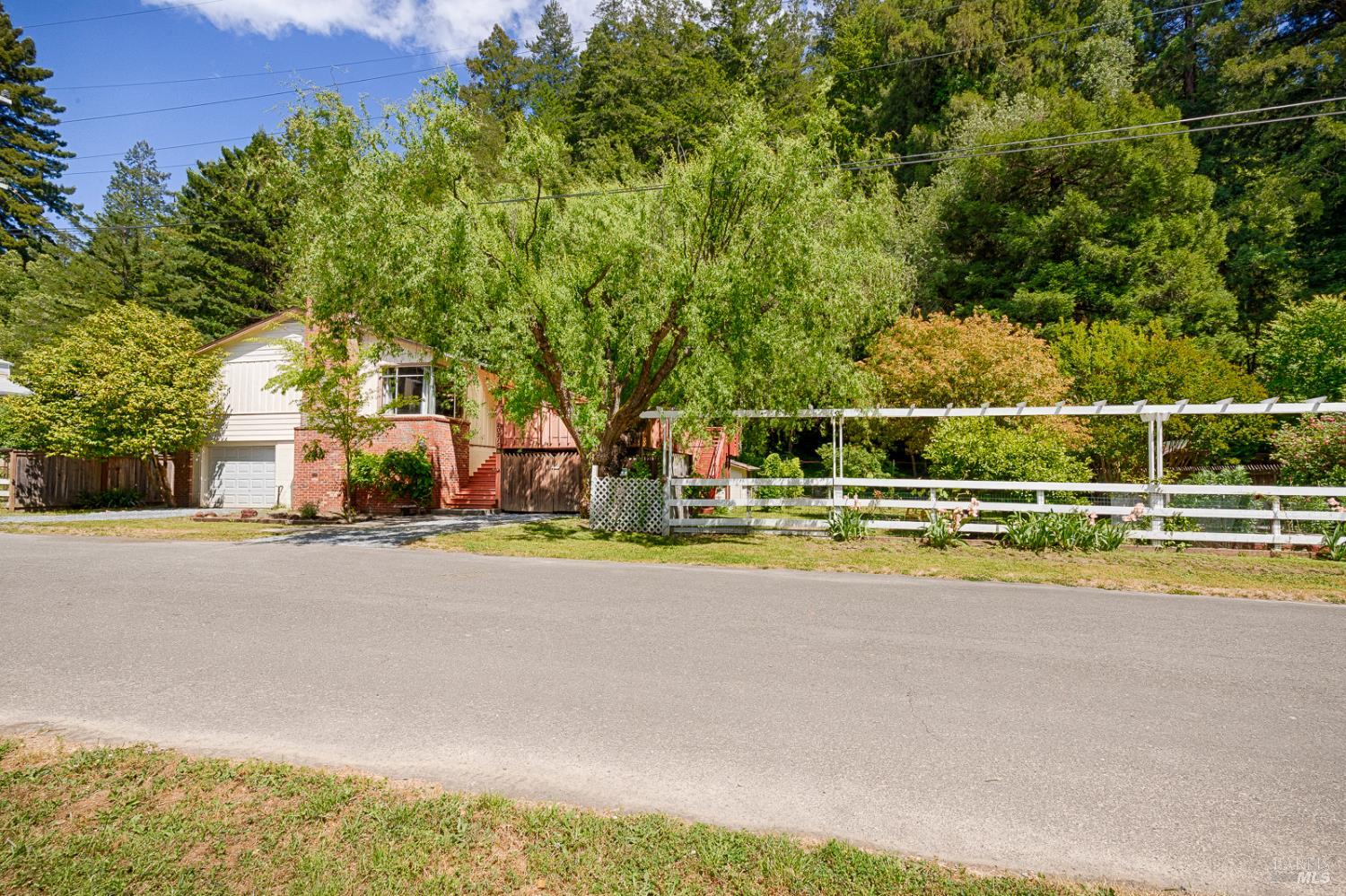 Detail Gallery Image 2 of 70 For 20215 Willow Rd, Monte Rio,  CA 95462 - 2 Beds | 2 Baths