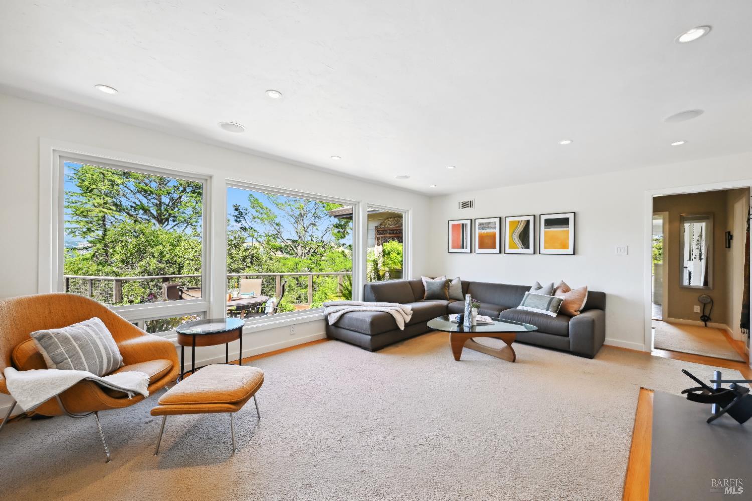 Detail Gallery Image 24 of 53 For 510 Redwood Rd, San Anselmo,  CA 94960 - 3 Beds | 1/1 Baths