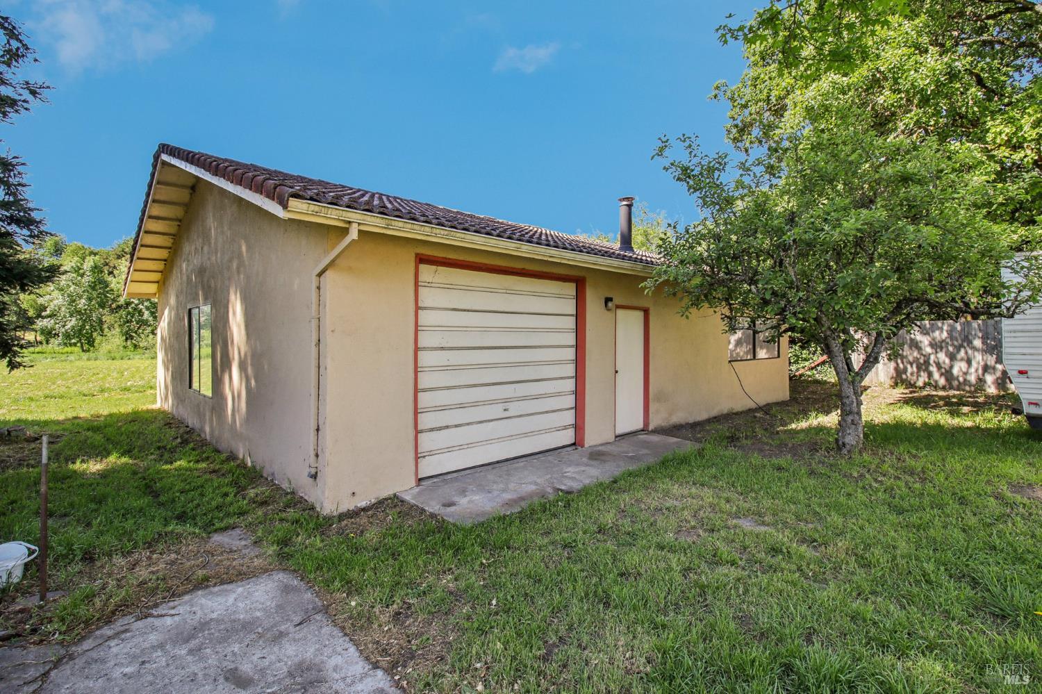 Detail Gallery Image 32 of 50 For 6755 Carol Dr, Sebastopol,  CA 95472 - 3 Beds | 2 Baths