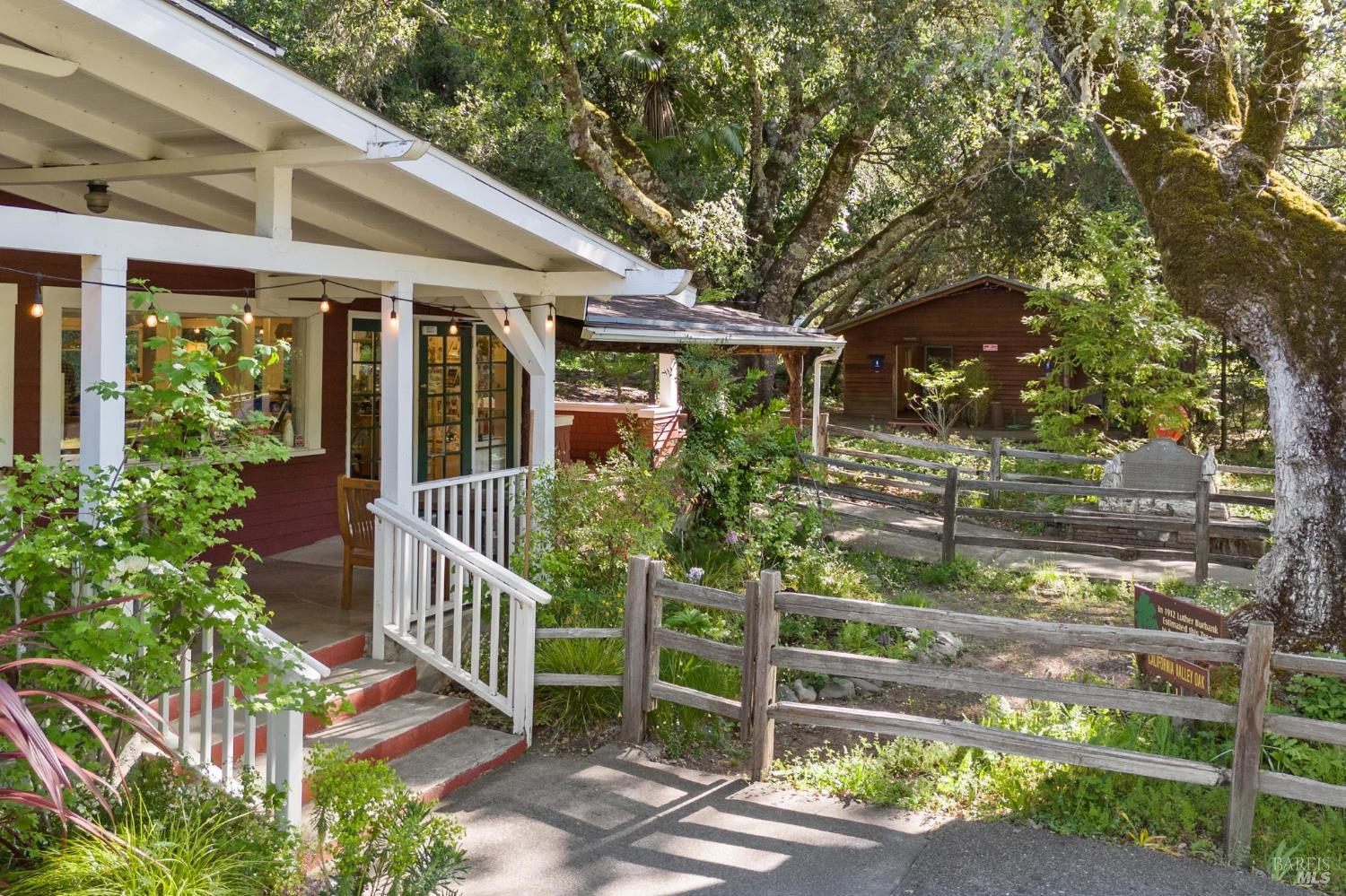 Detail Gallery Image 5 of 72 For 4100 Petrified Forest Rd, Santa Rosa,  CA 94515 - 8 Beds | 6/1 Baths