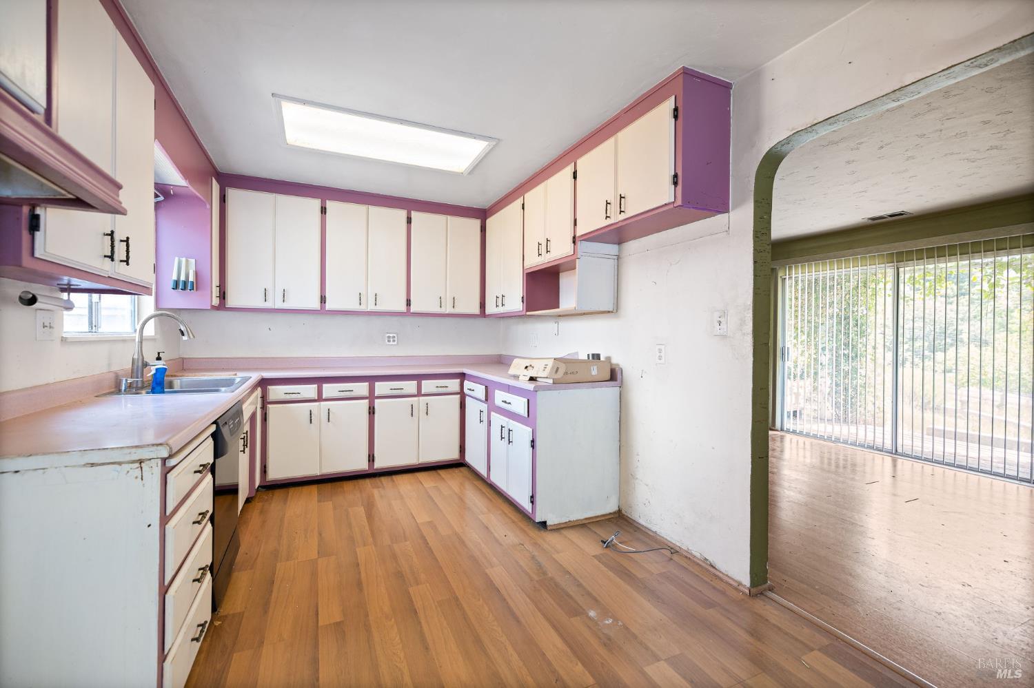 Detail Gallery Image 18 of 42 For 1045 3rd Ave, Napa,  CA 94558 - 2 Beds | 1 Baths