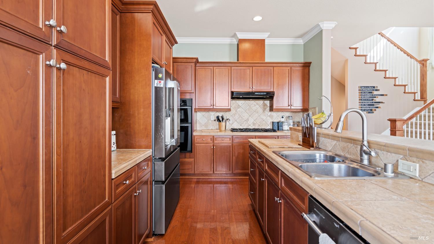 Detail Gallery Image 4 of 50 For 2011 Bellaterra Ct, Santa Rosa,  CA 95404 - 4 Beds | 3 Baths