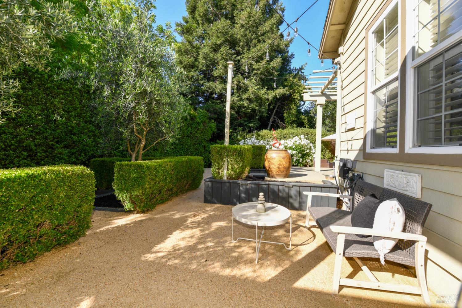 Detail Gallery Image 45 of 73 For 1571 Voorhees Cir, Saint Helena,  CA 94574 - 3 Beds | 2/1 Baths