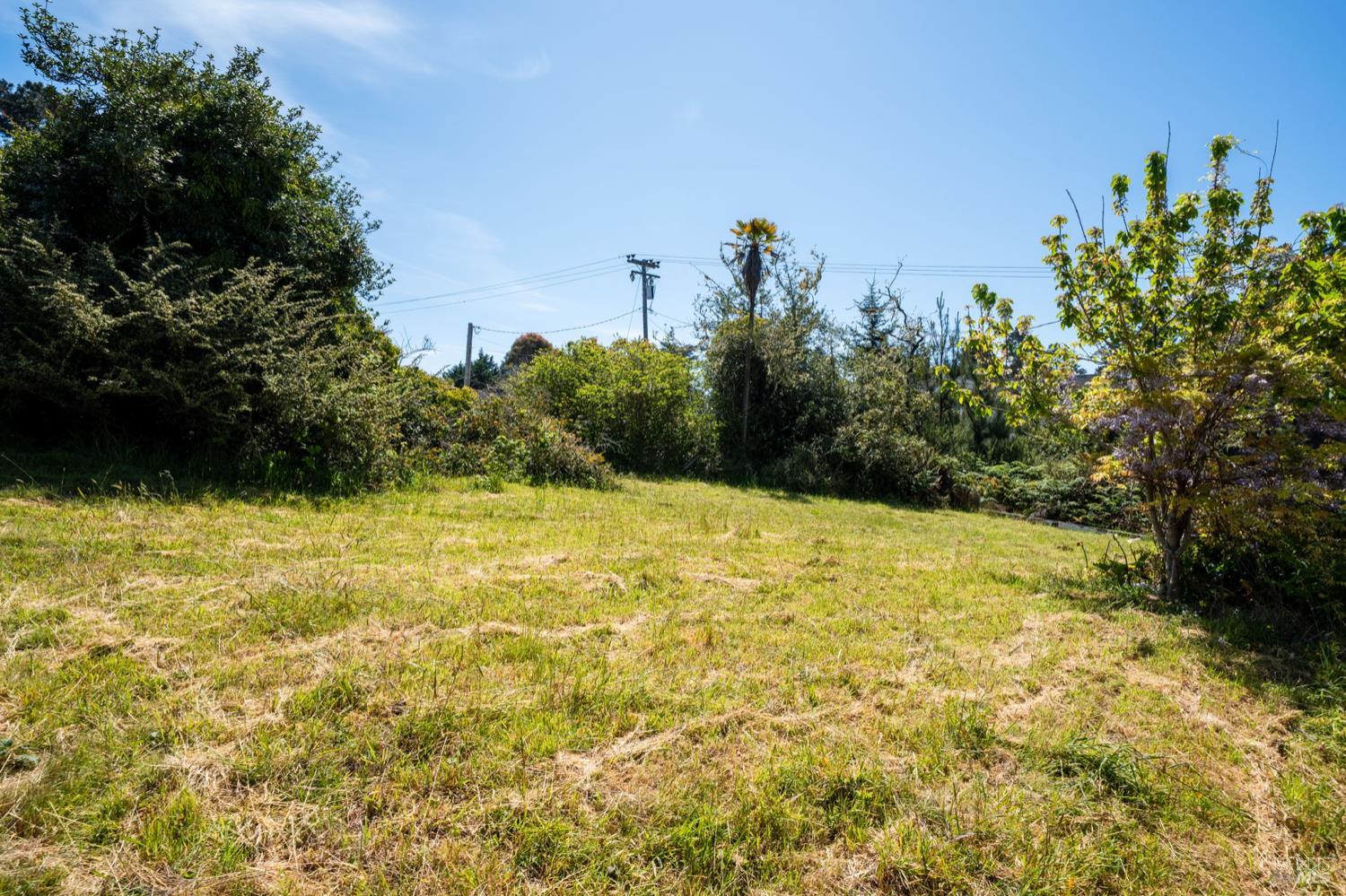 Detail Gallery Image 9 of 9 For 44600 Little Lake Rd, Mendocino,  CA 95460 - 3 Beds | 2 Baths