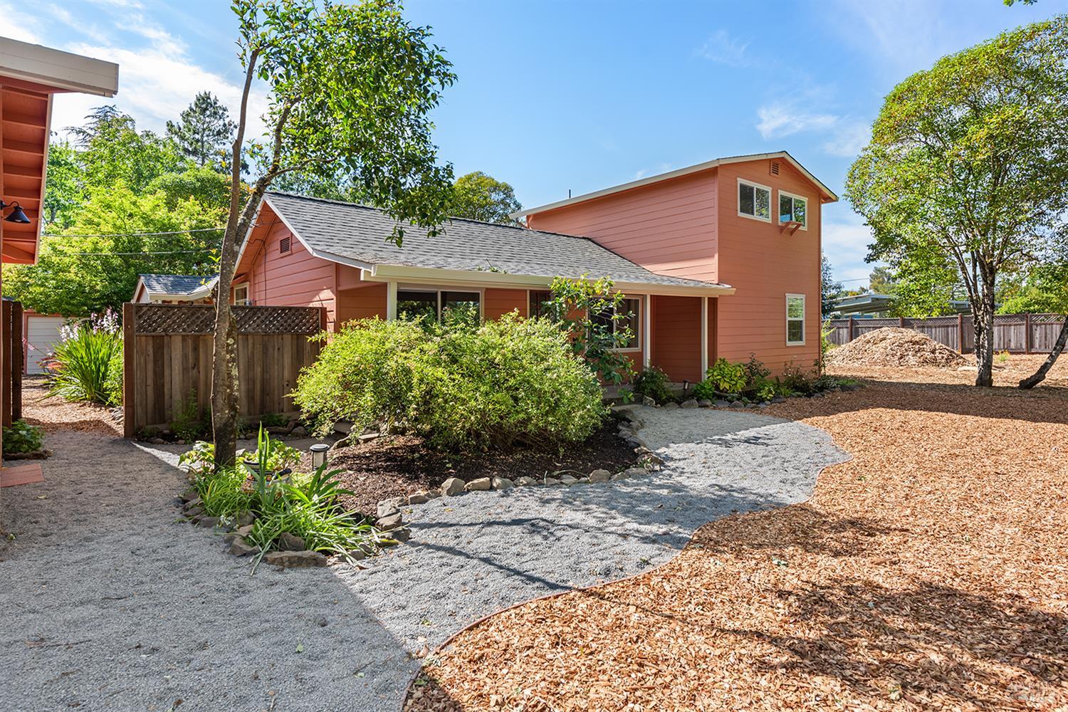 Detail Gallery Image 1 of 1 For 1757 Willowside Rd, Santa Rosa,  CA 95401 - 2 Beds | 2 Baths