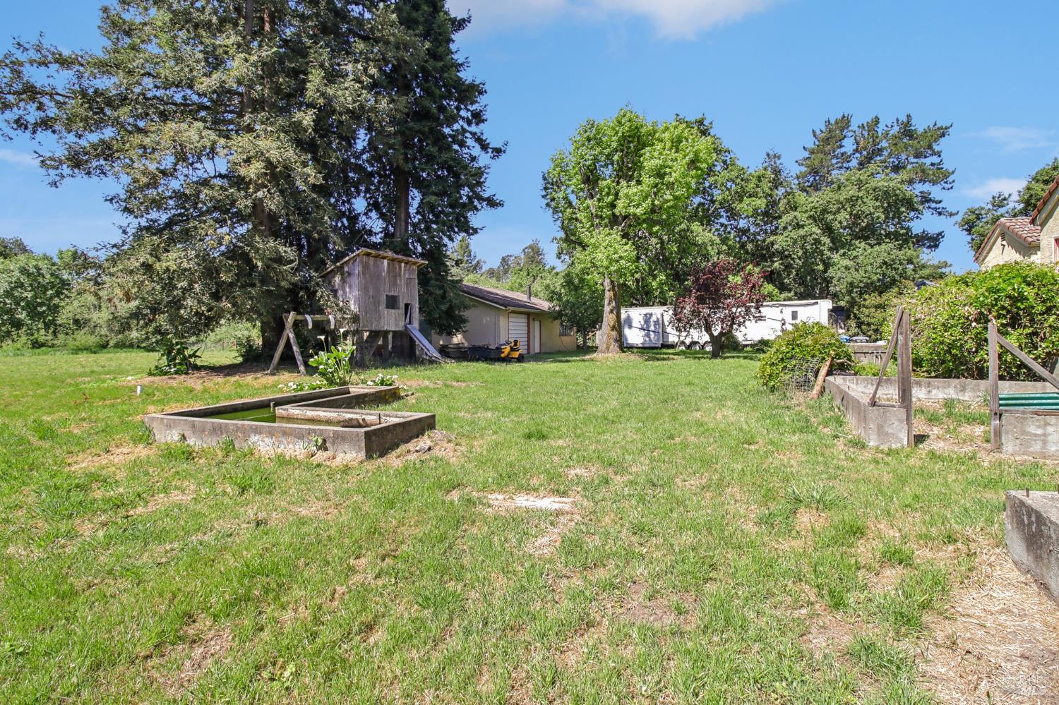 Detail Gallery Image 6 of 50 For 6755 Carol Dr, Sebastopol,  CA 95472 - 3 Beds | 2 Baths