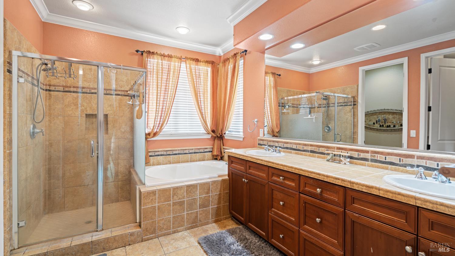Detail Gallery Image 24 of 50 For 2011 Bellaterra Ct, Santa Rosa,  CA 95404 - 4 Beds | 3 Baths