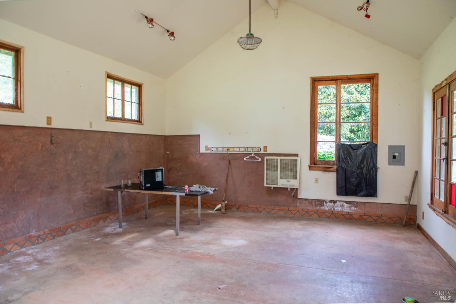 Detail Gallery Image 35 of 43 For 480 Pearl St, Cazadero,  CA 95421 - 3 Beds | 2 Baths