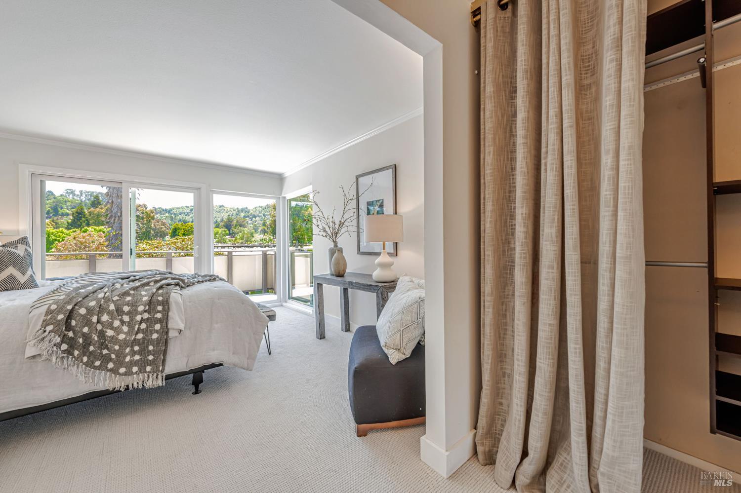 Detail Gallery Image 13 of 30 For 6 Redwood Ave, Corte Madera,  CA 94925 - 3 Beds | 2 Baths