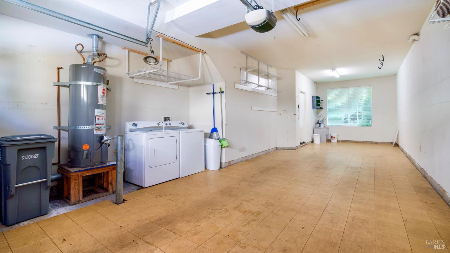 Detail Gallery Image 27 of 28 For 336 City Center Dr, Rohnert Park,  CA 94928 - 2 Beds | 2/1 Baths