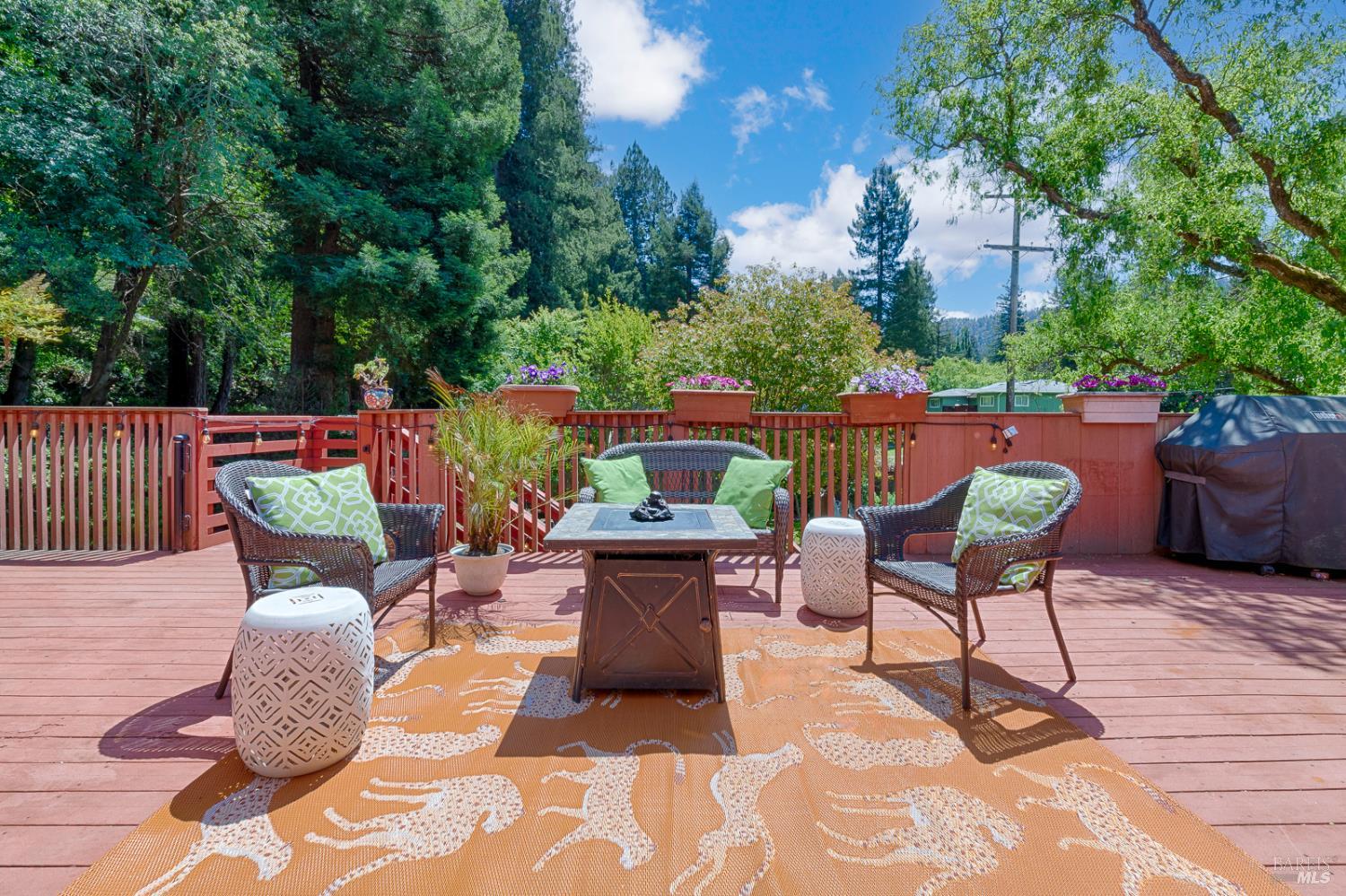 Detail Gallery Image 7 of 70 For 20215 Willow Rd, Monte Rio,  CA 95462 - 2 Beds | 2 Baths