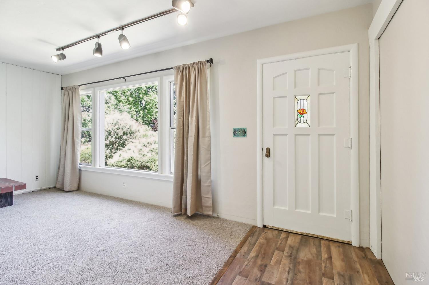 Detail Gallery Image 10 of 50 For 6755 Carol Dr, Sebastopol,  CA 95472 - 3 Beds | 2 Baths