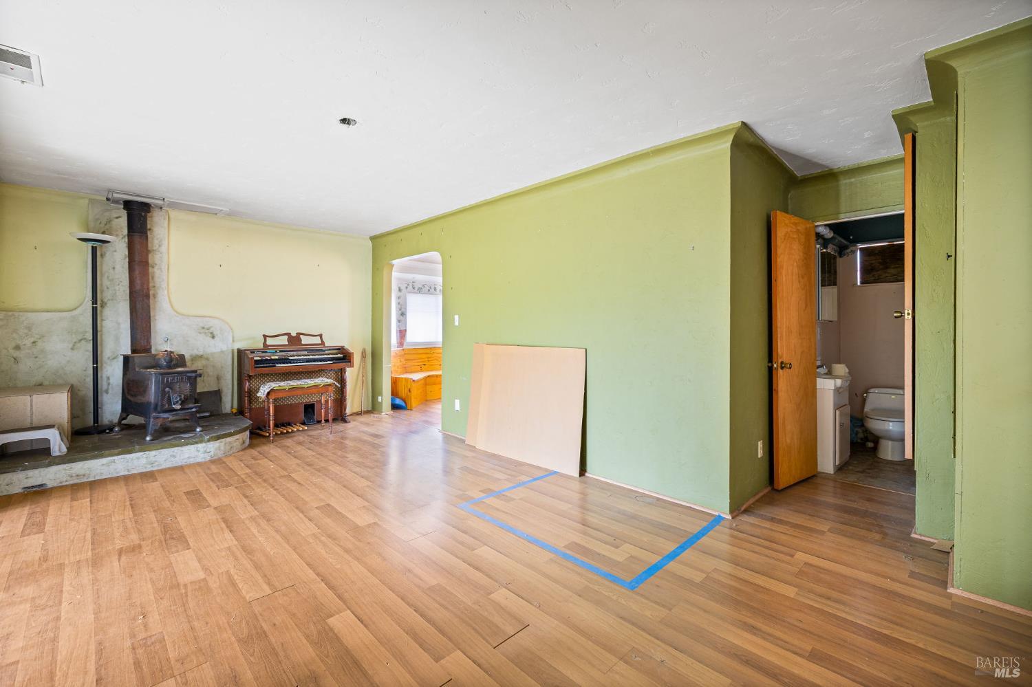 Detail Gallery Image 23 of 42 For 1045 3rd Ave, Napa,  CA 94558 - 2 Beds | 1 Baths