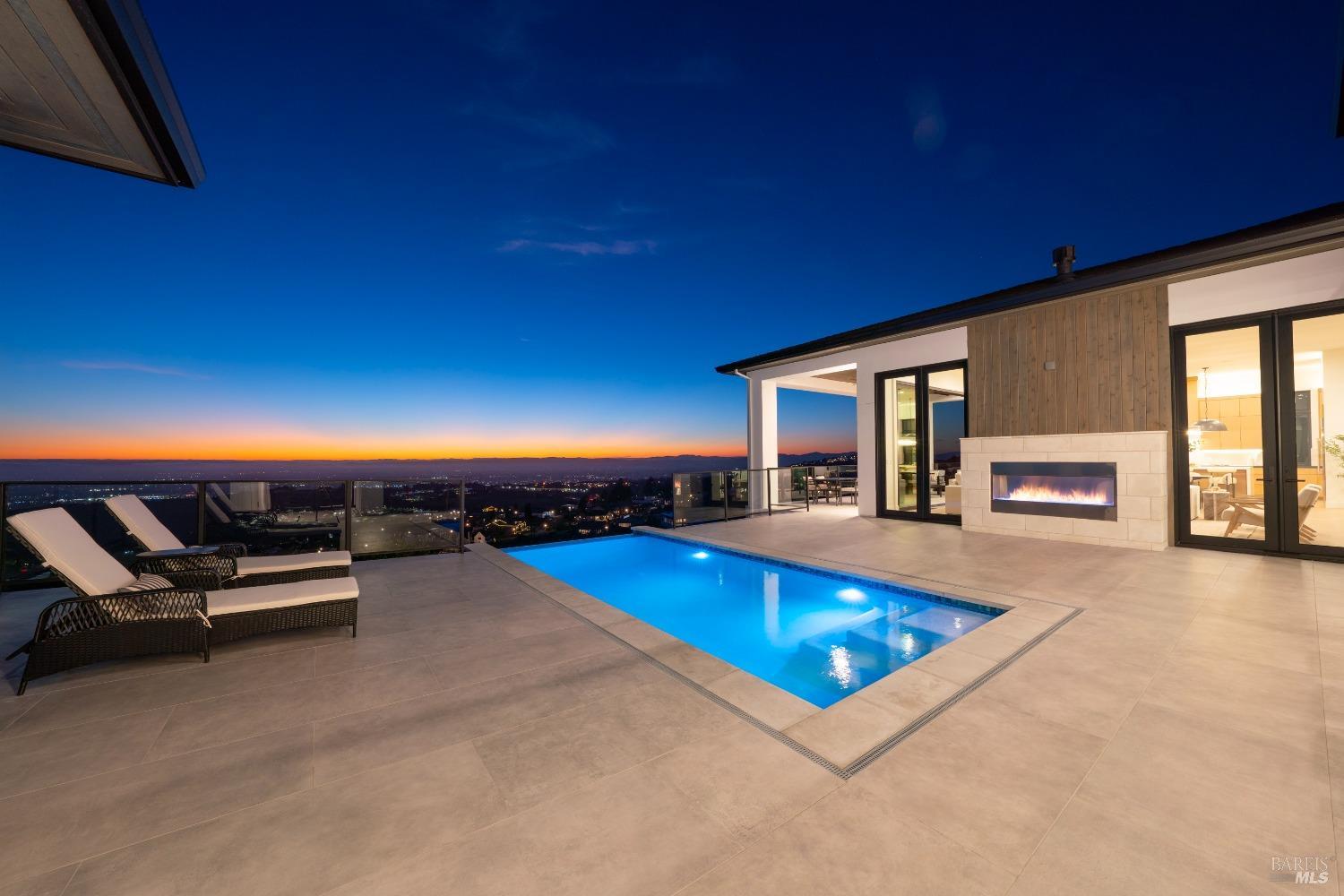 Detail Gallery Image 73 of 74 For 3835 Rocky Point Way, Santa Rosa,  CA 95404 - 4 Beds | 4/1 Baths