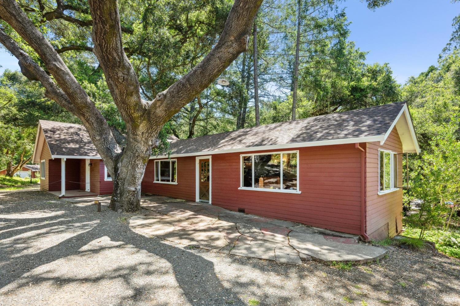 Detail Gallery Image 29 of 72 For 4100 Petrified Forest Rd, Santa Rosa,  CA 94515 - 8 Beds | 6/1 Baths