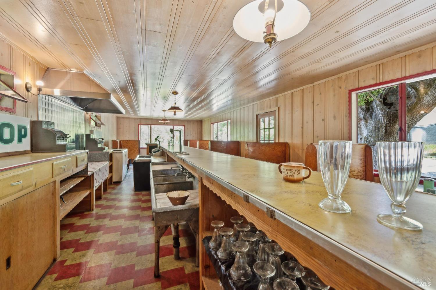 Detail Gallery Image 33 of 72 For 4100 Petrified Forest Rd, Santa Rosa,  CA 94515 - 8 Beds | 6/1 Baths