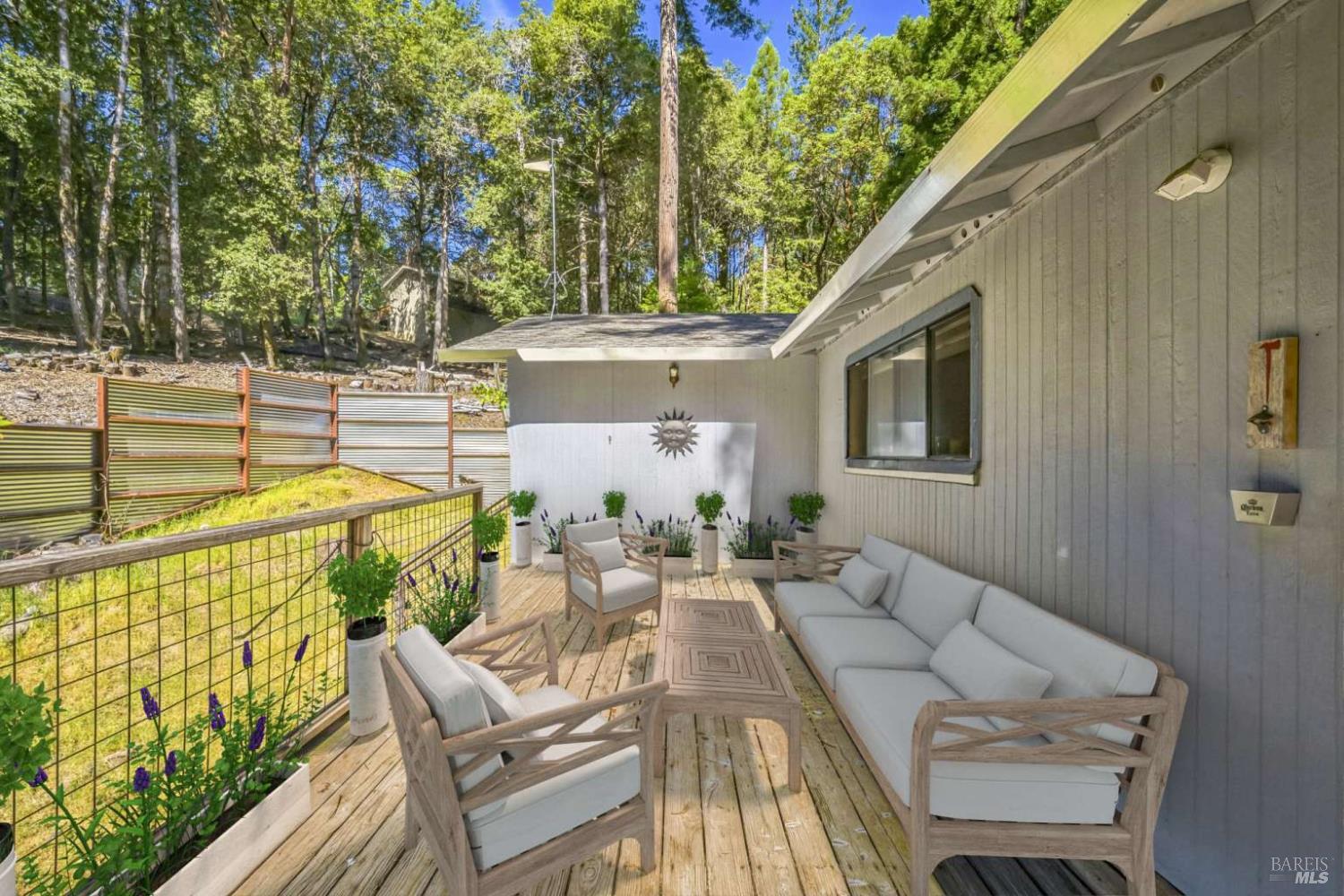 Otter Place, Willits, California image 10