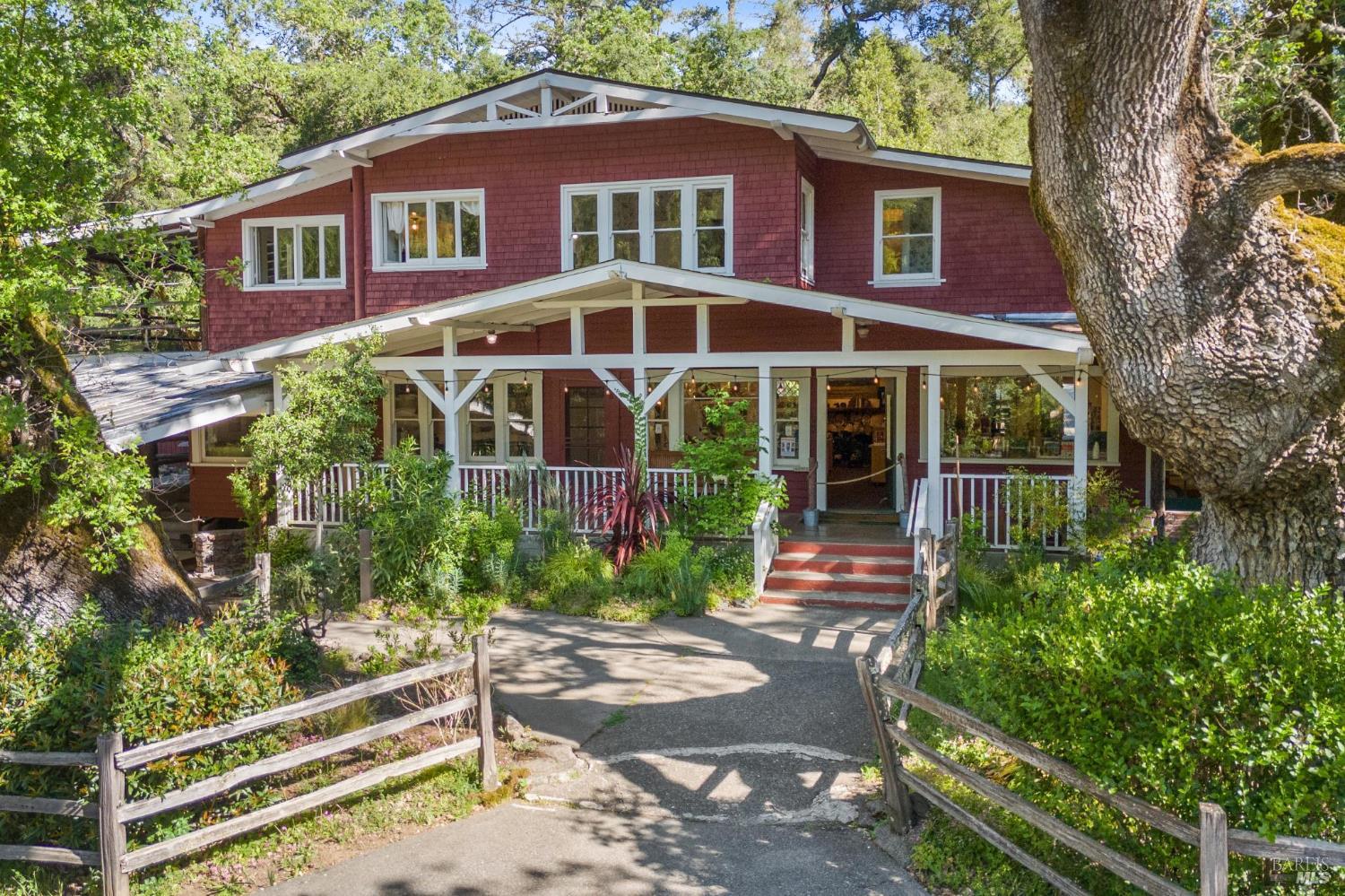 Detail Gallery Image 4 of 72 For 4100 Petrified Forest Rd, Santa Rosa,  CA 94515 - 8 Beds | 6/1 Baths