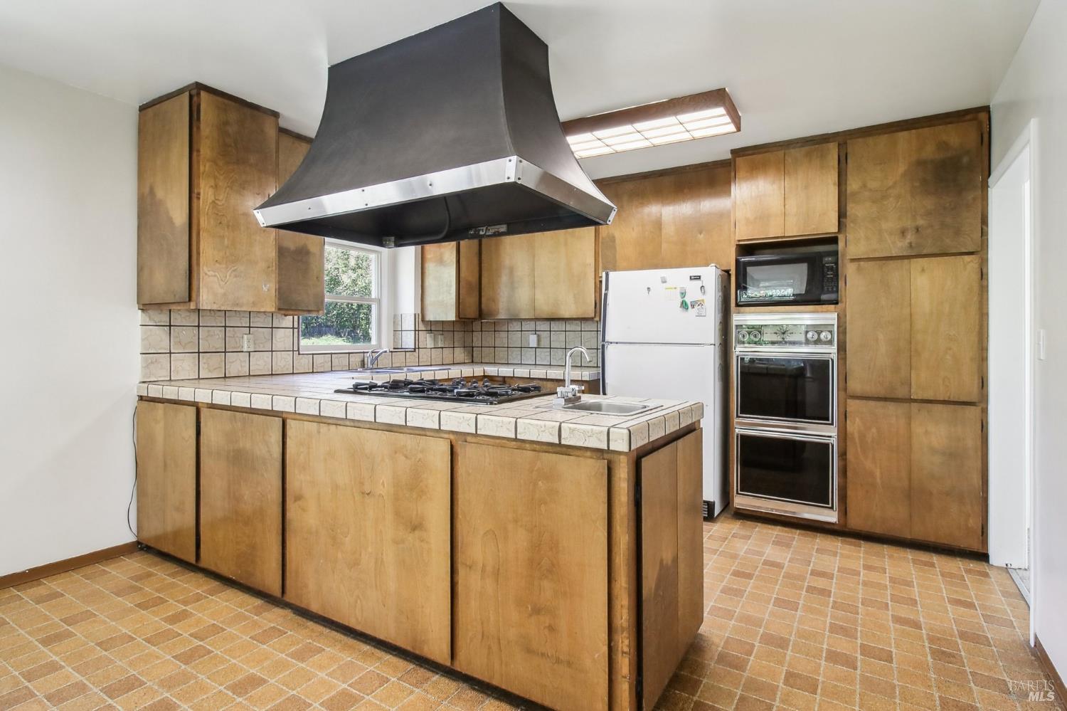 Detail Gallery Image 19 of 50 For 6755 Carol Dr, Sebastopol,  CA 95472 - 3 Beds | 2 Baths
