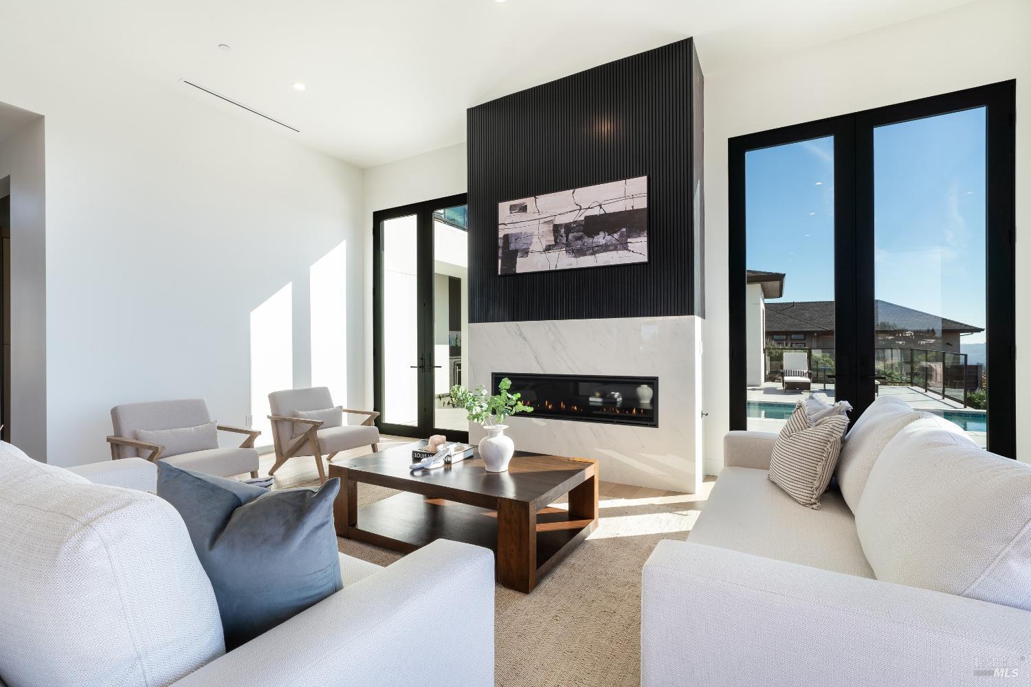 Detail Gallery Image 22 of 74 For 3835 Rocky Point Way, Santa Rosa,  CA 95404 - 4 Beds | 4/1 Baths