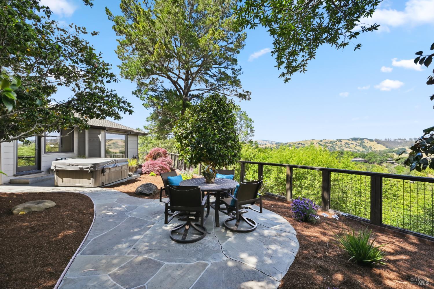 Detail Gallery Image 44 of 53 For 510 Redwood Rd, San Anselmo,  CA 94960 - 3 Beds | 1/1 Baths