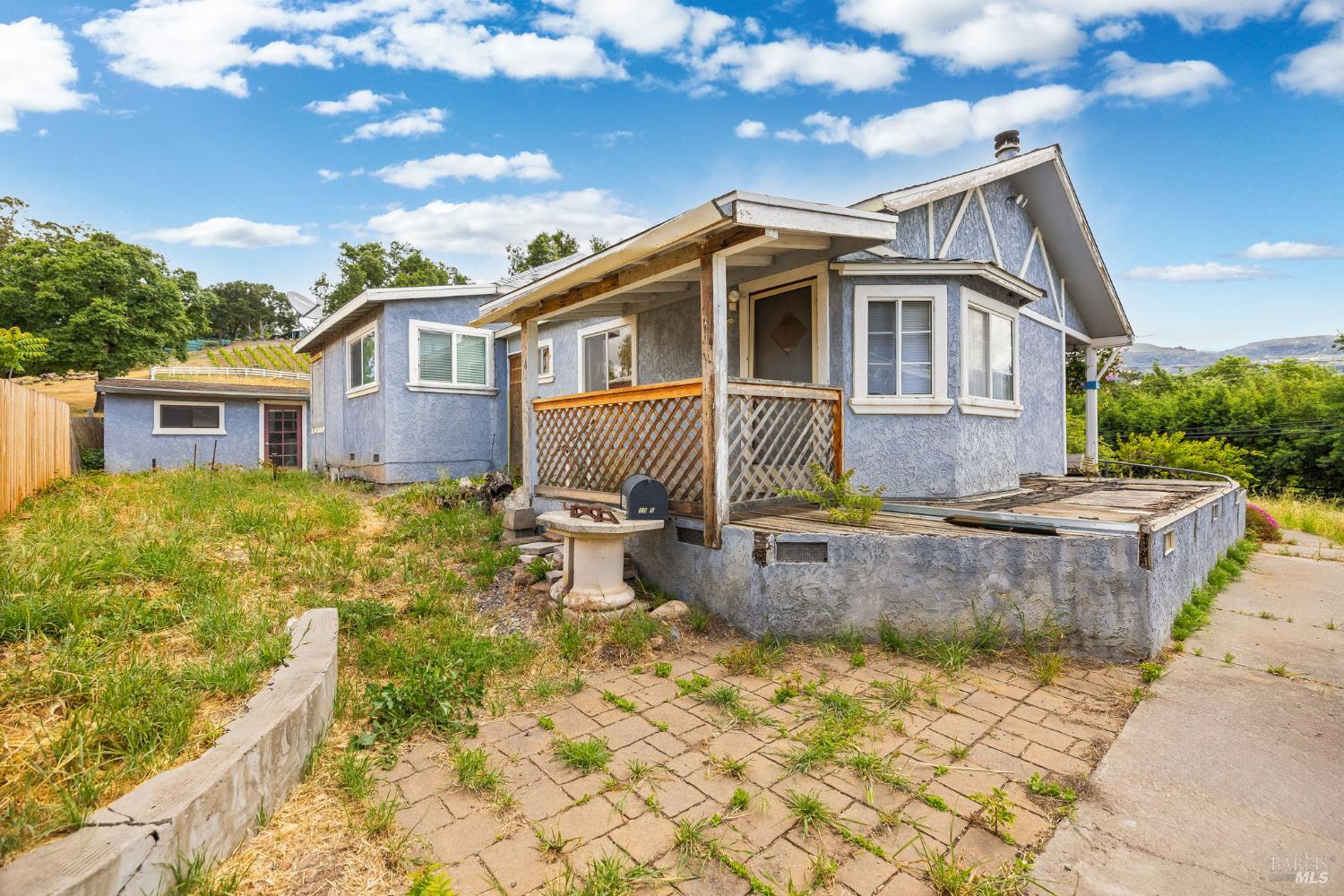 Detail Gallery Image 10 of 42 For 1045 3rd Ave, Napa,  CA 94558 - 2 Beds | 1 Baths
