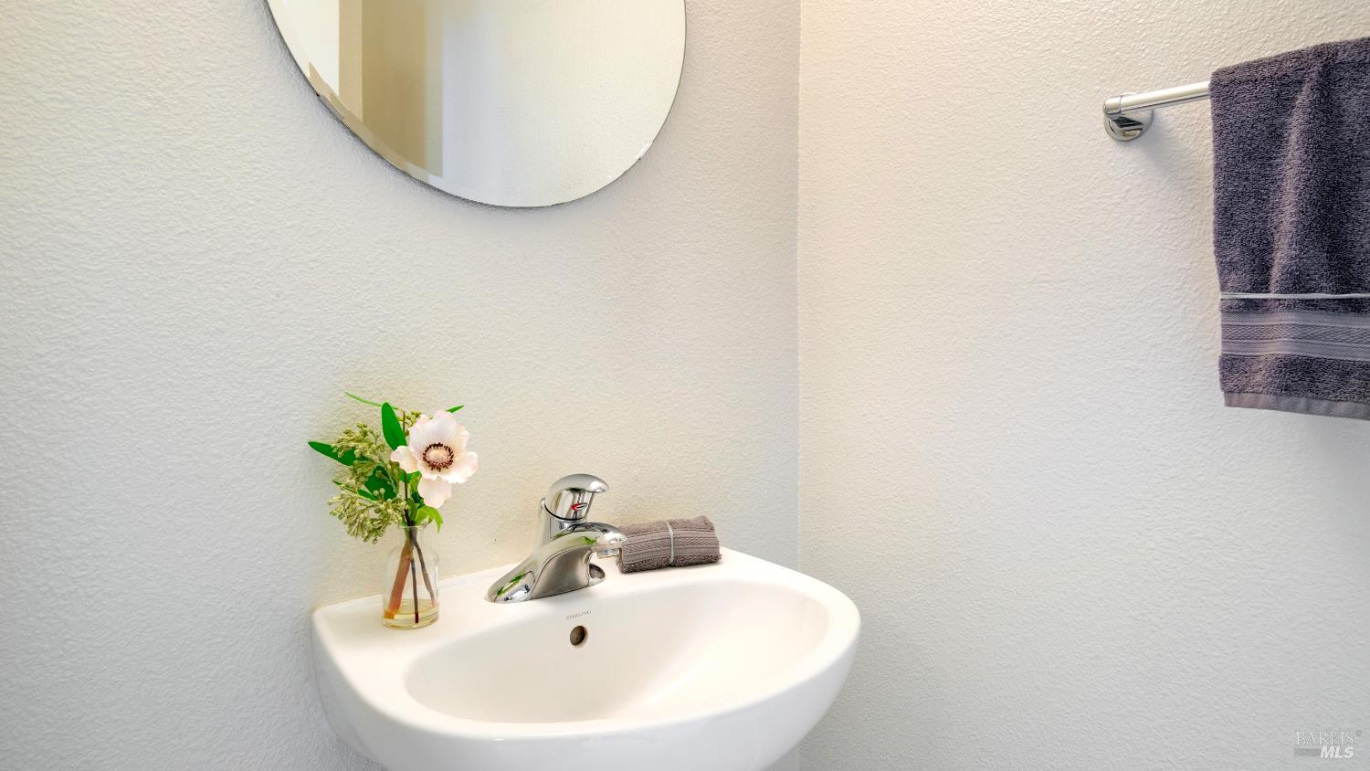 Detail Gallery Image 18 of 28 For 336 City Center Dr, Rohnert Park,  CA 94928 - 2 Beds | 2/1 Baths