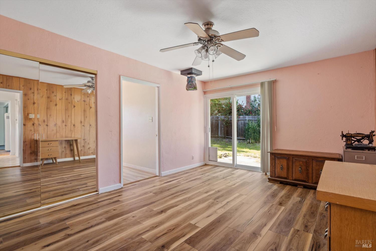 Detail Gallery Image 12 of 24 For 9881 Minnesota Ave, Penngrove,  CA 94951 - 3 Beds | 2 Baths