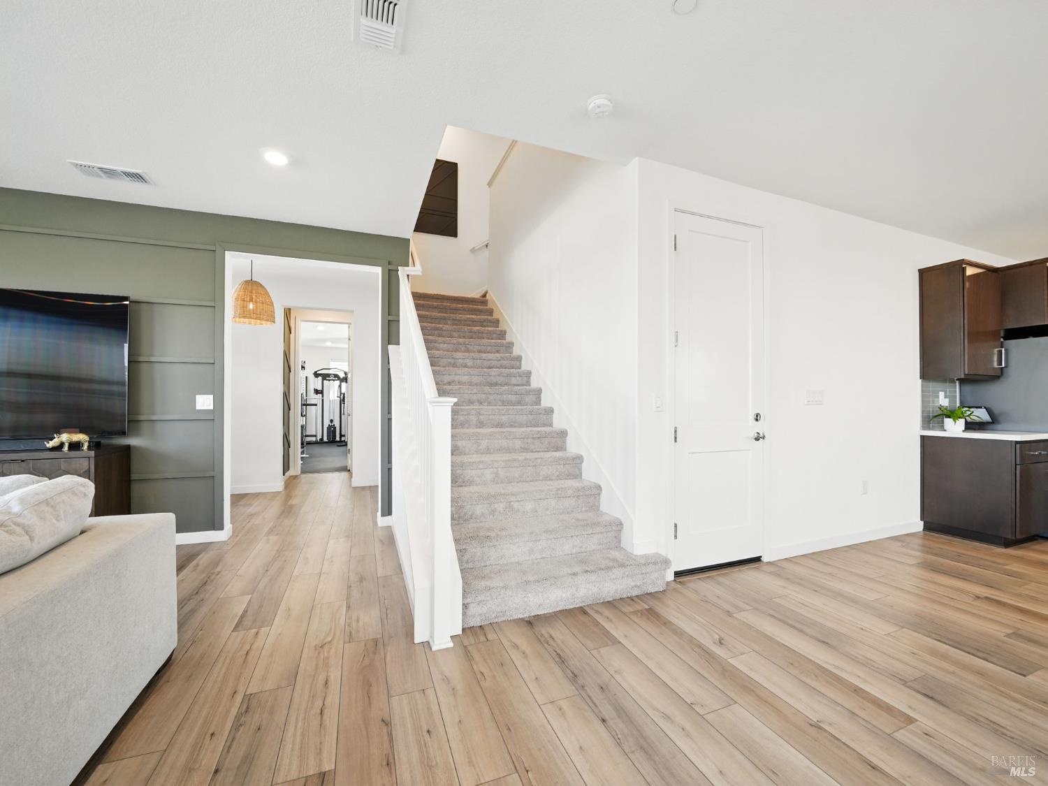Detail Gallery Image 10 of 50 For 2471 Lake Club Dr, Fairfield,  CA 94533 - 4 Beds | 3 Baths