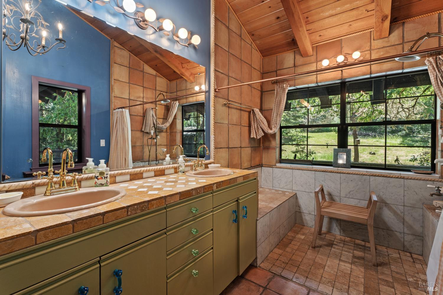 Detail Gallery Image 16 of 40 For 909 Exley Ln, Willits,  CA 95490 - 3 Beds | 2 Baths
