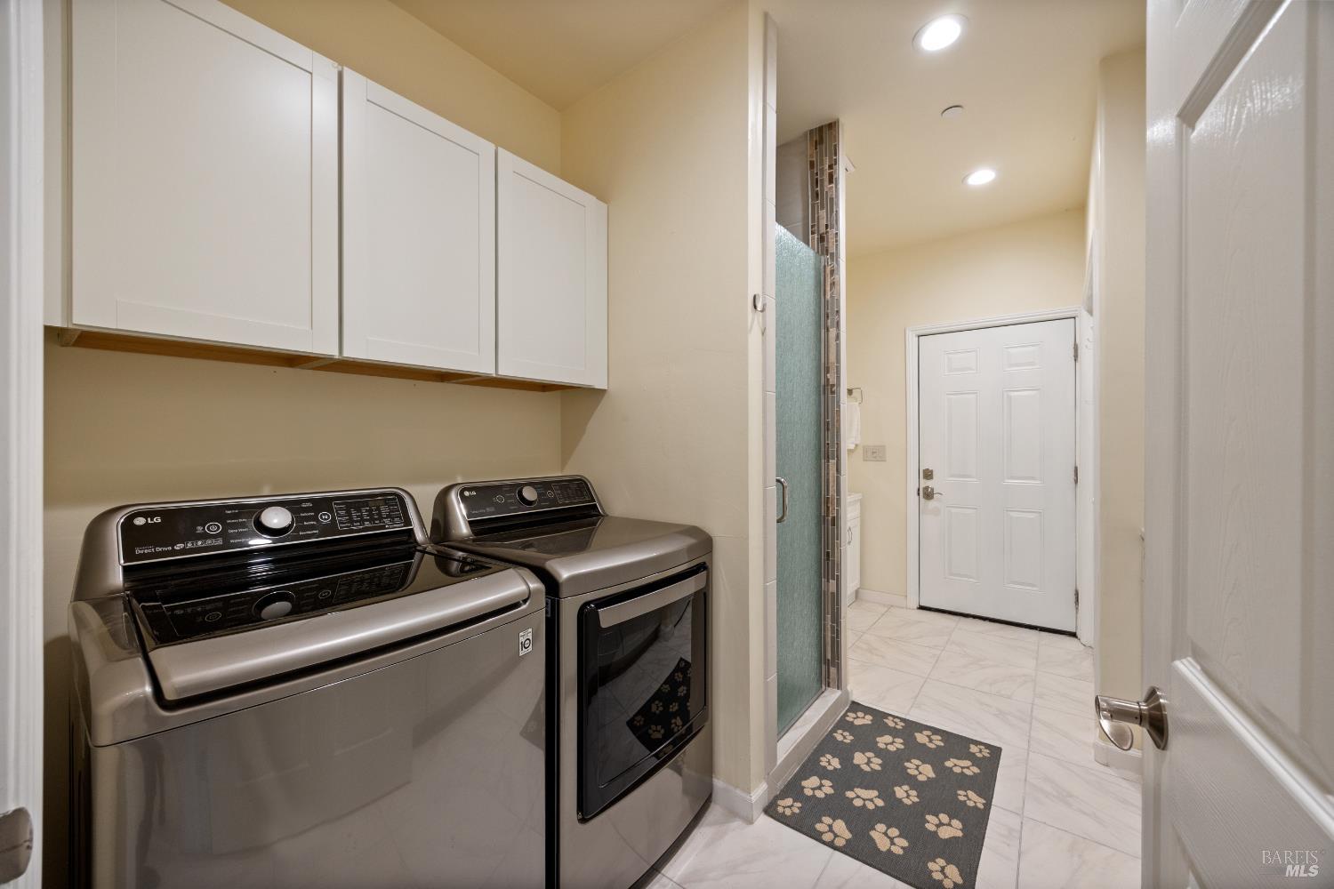 Detail Gallery Image 23 of 42 For 8601 Hyde Rd, Dixon,  CA 95620 - 5 Beds | 5/1 Baths