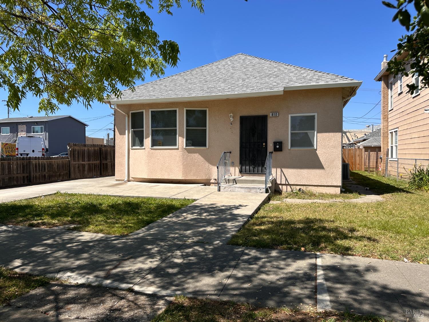 Detail Gallery Image 12 of 17 For 810 Missouri St, Fairfield,  CA 94533 - 3 Beds | 2 Baths